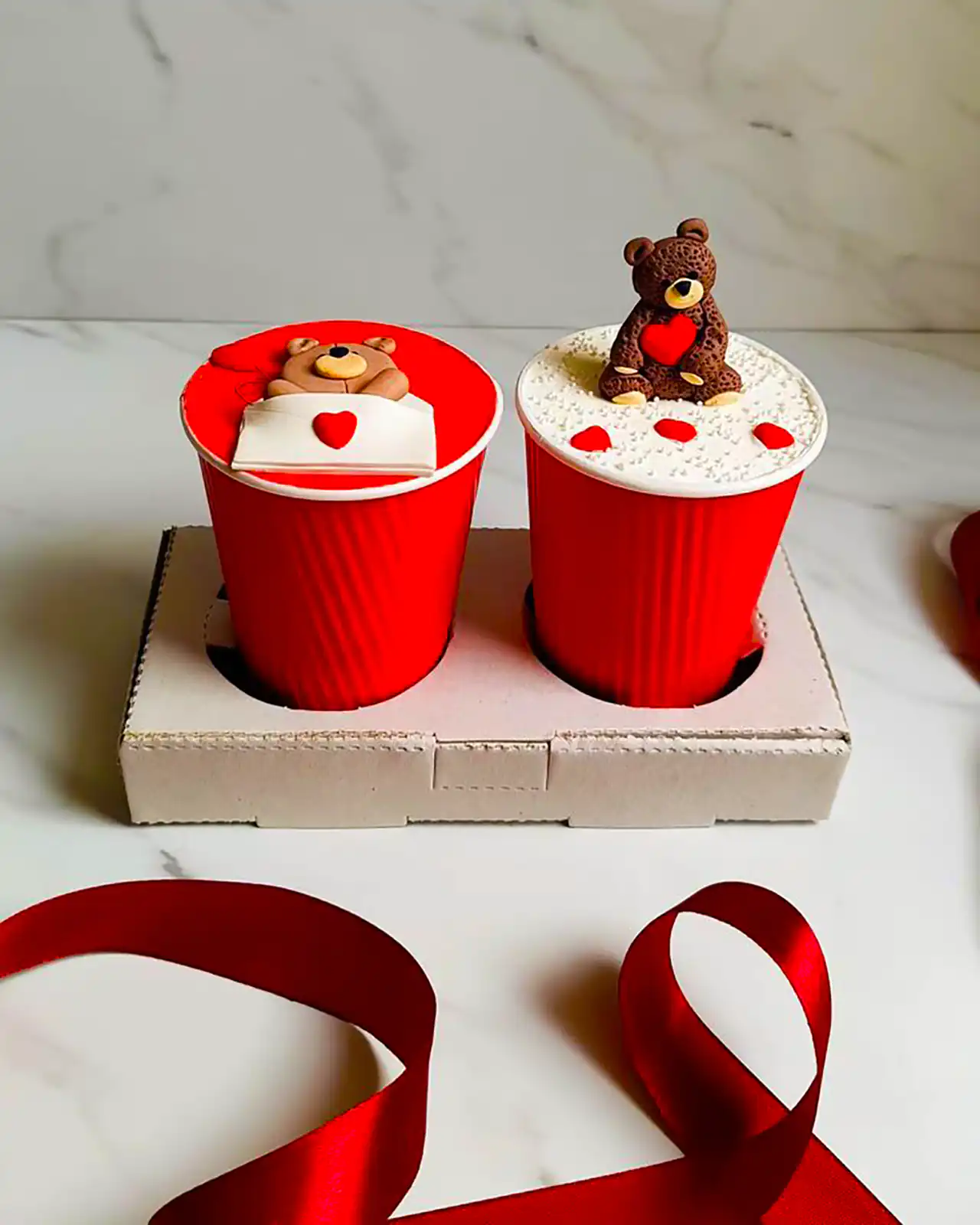 کیک لیوانی مینیمال