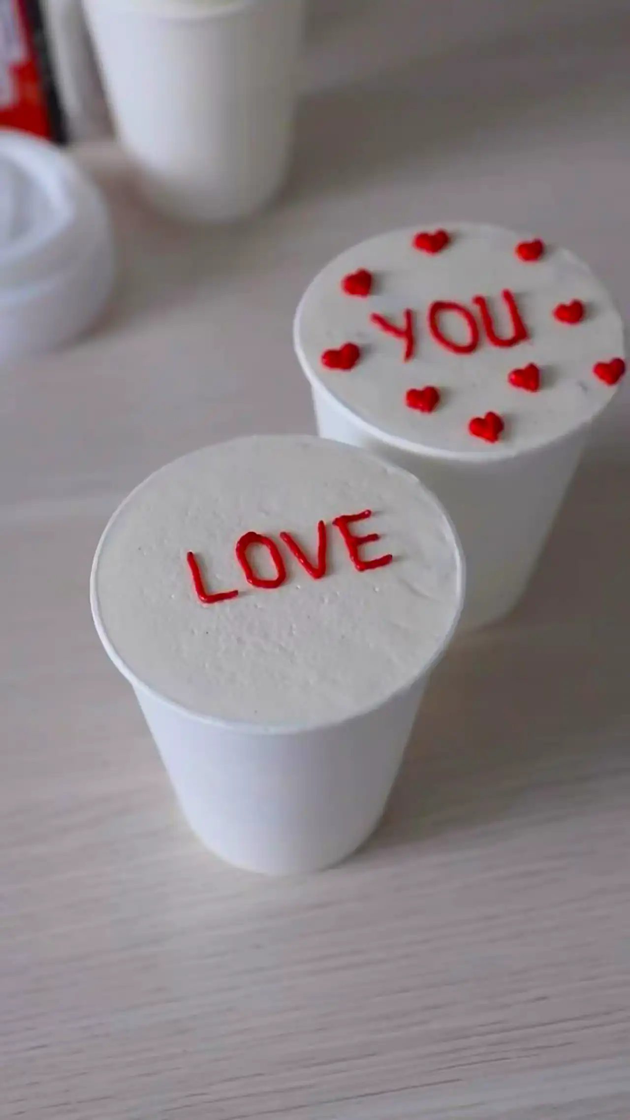 کیک لیوانی مینیمال