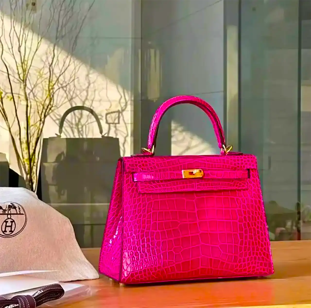 کیف دوشی صورتی