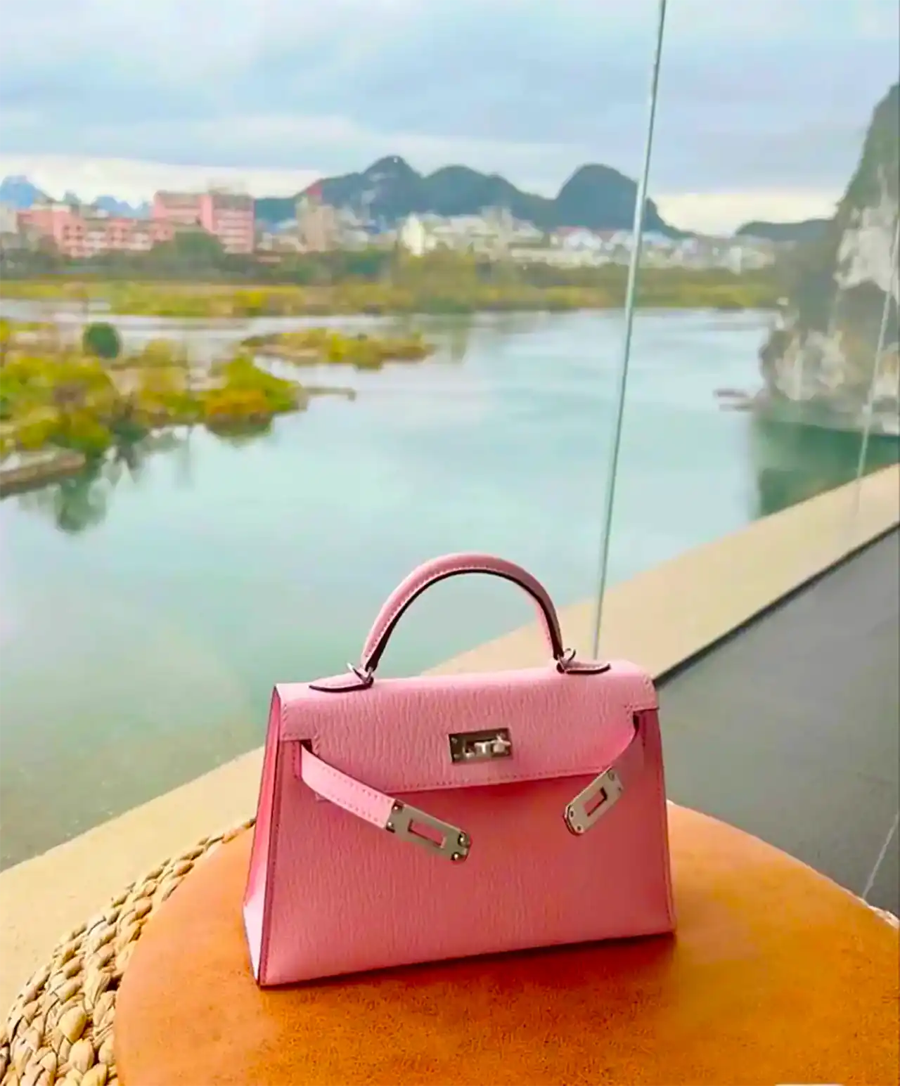 کیف دوشی صورتی