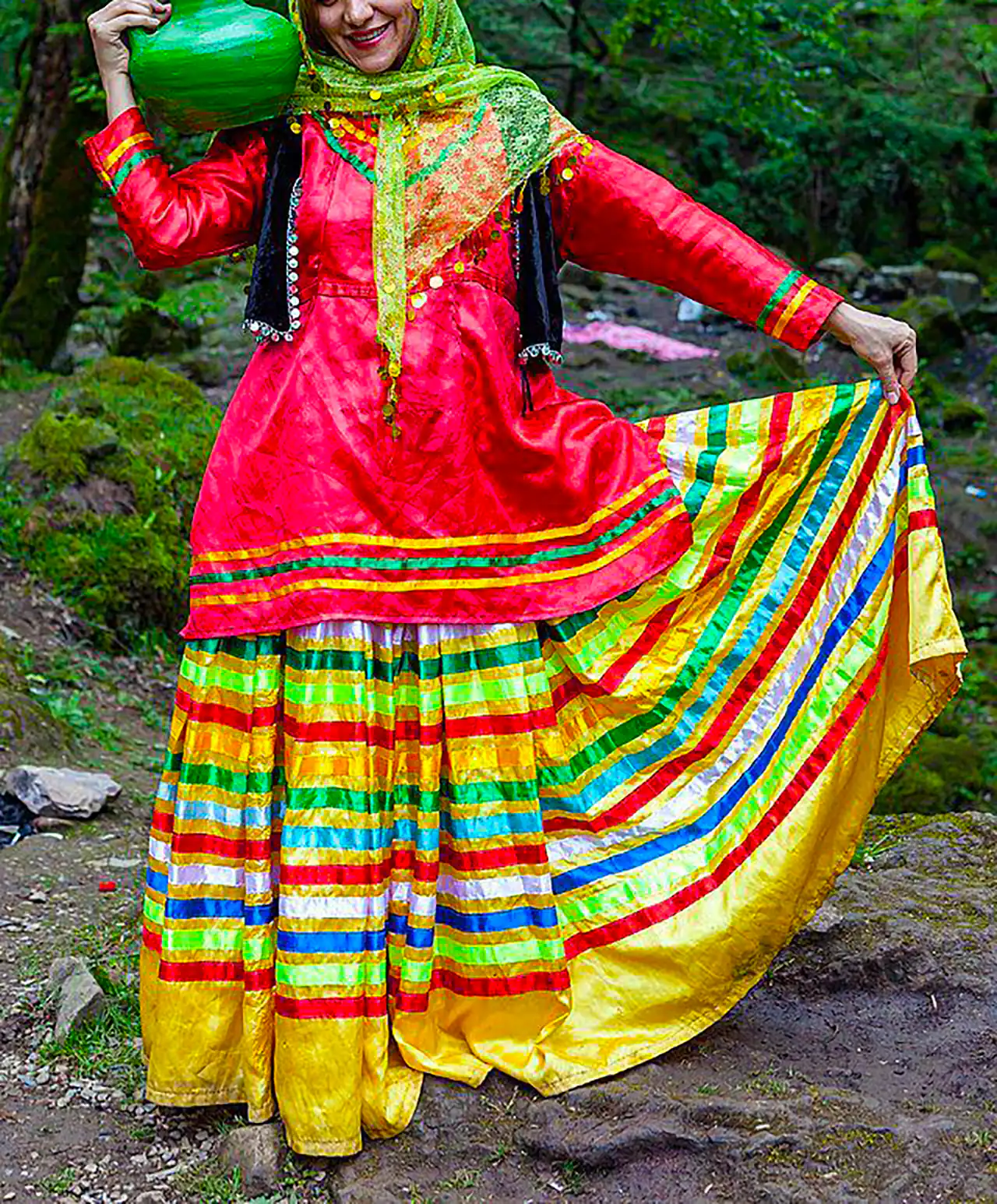 لباس محلی زنانه گیلکی شیک