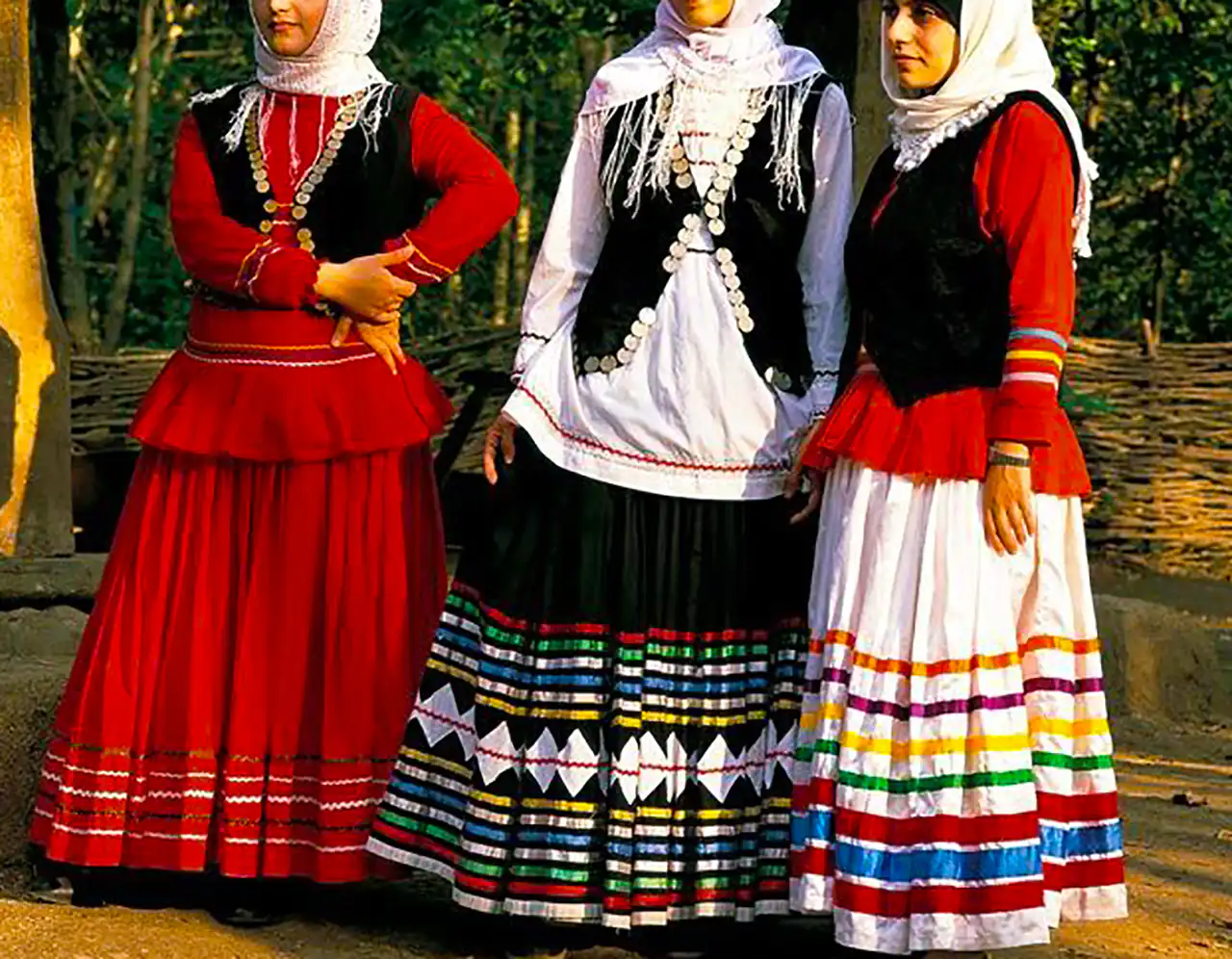 لباس محلی زنانه گیلکی شیک