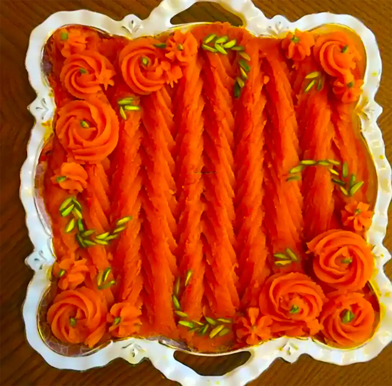 تزئین حلوا مجلسی