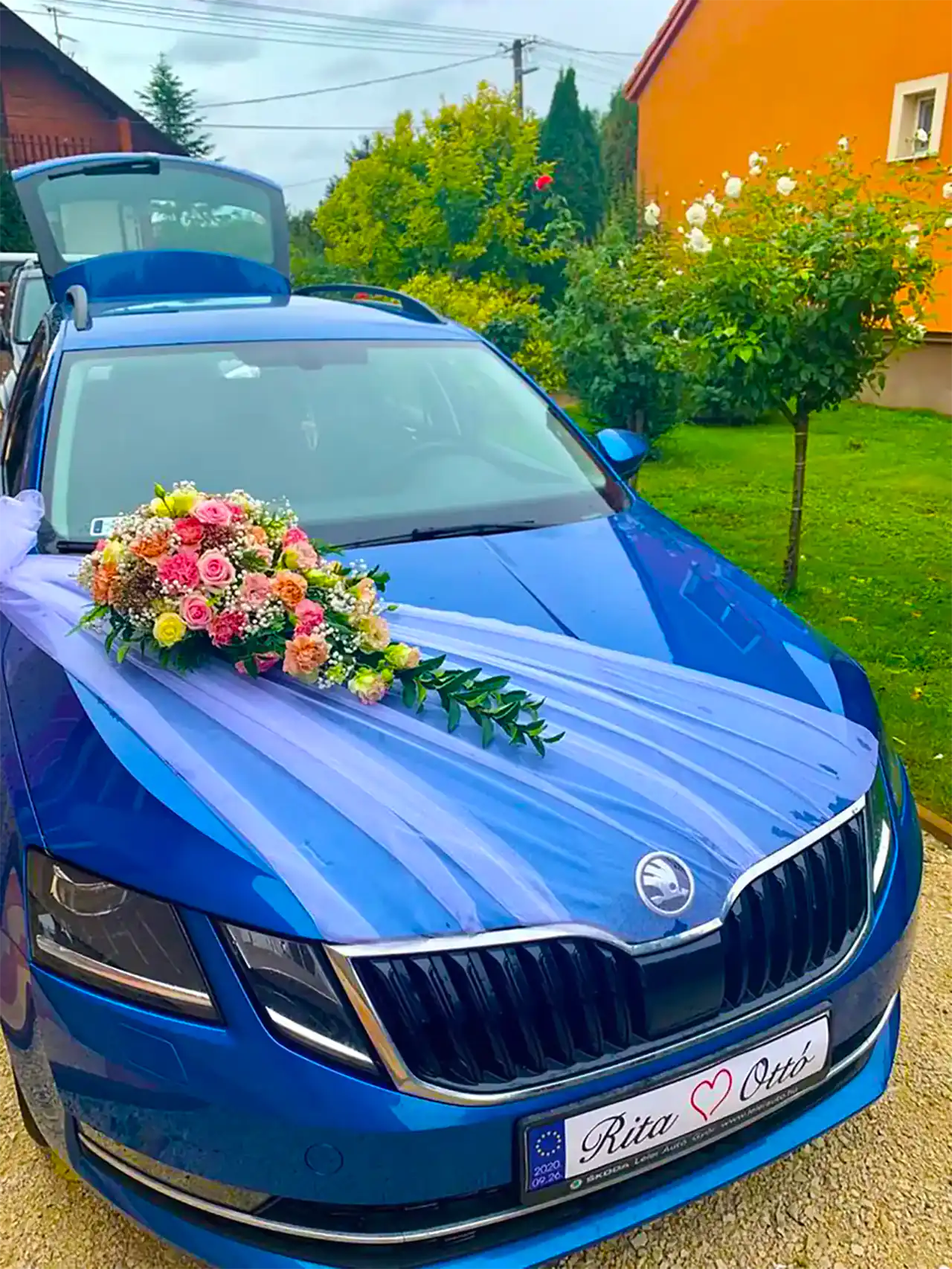 تزئین ماشین عروس