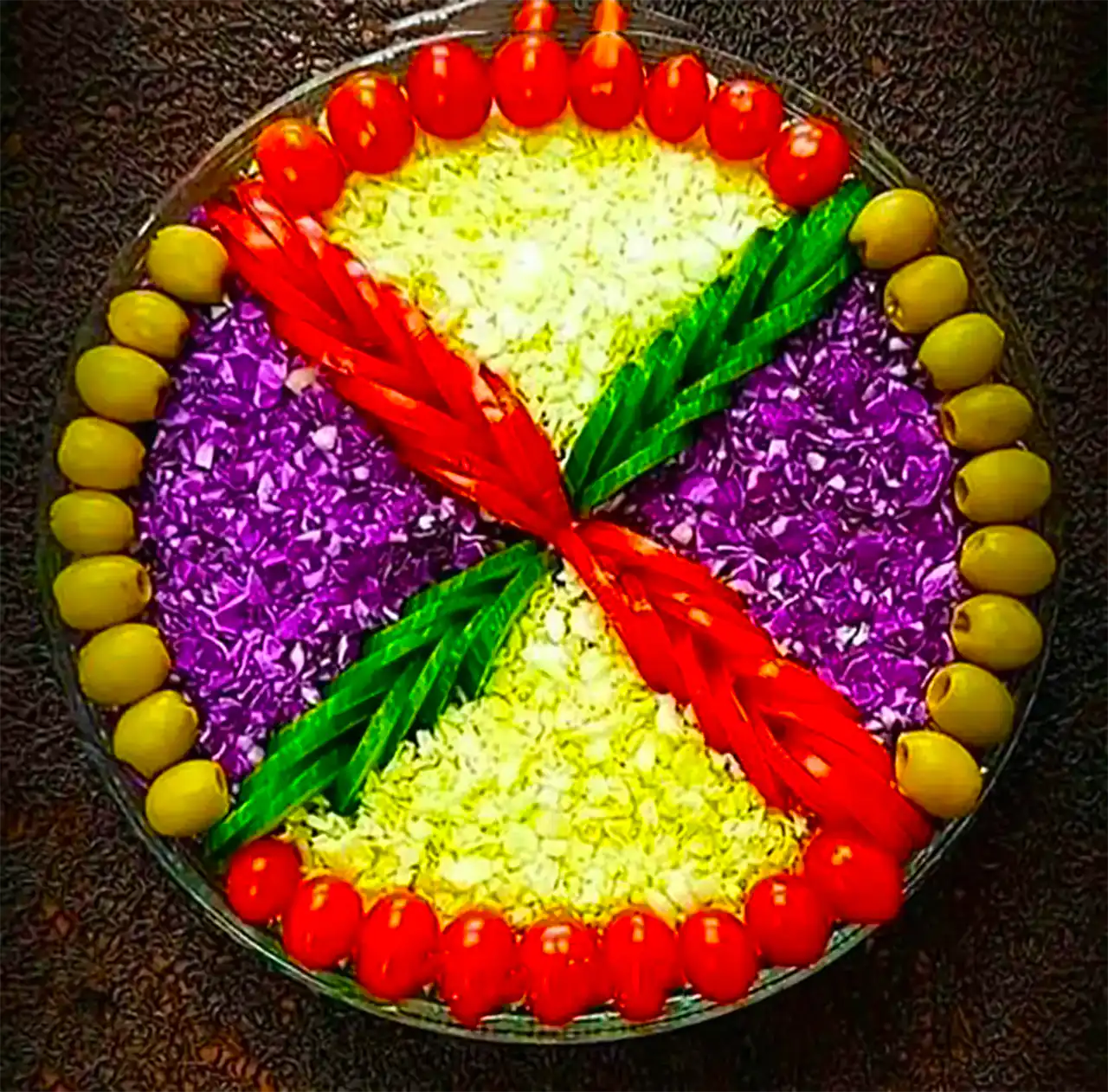 تزئین سالاد فصل