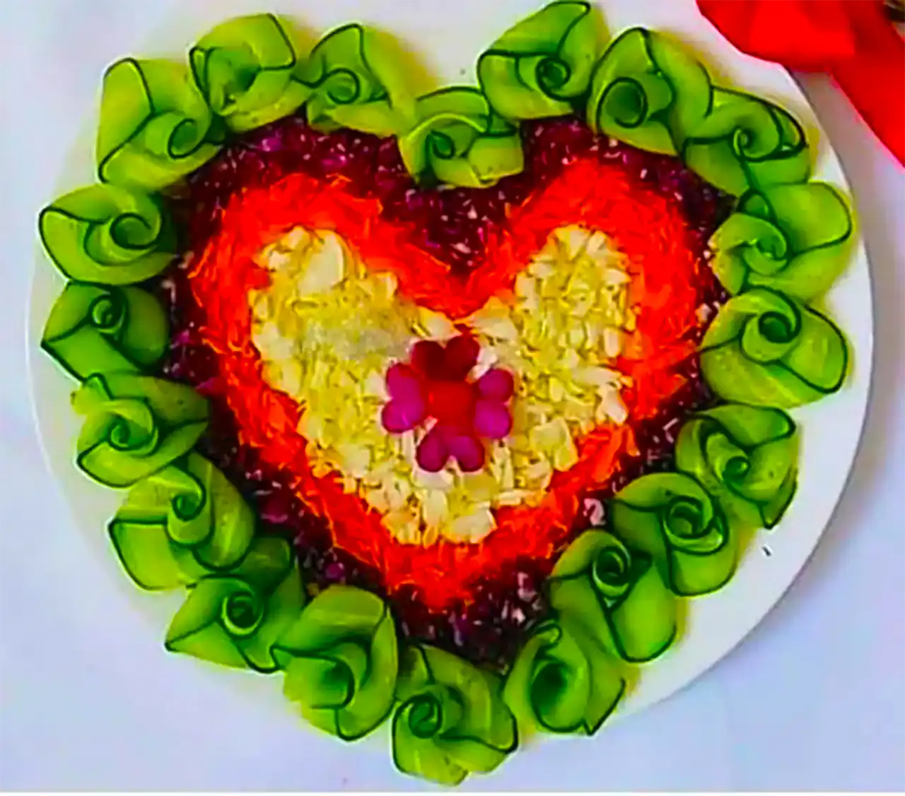 تزئین سالاد فصل