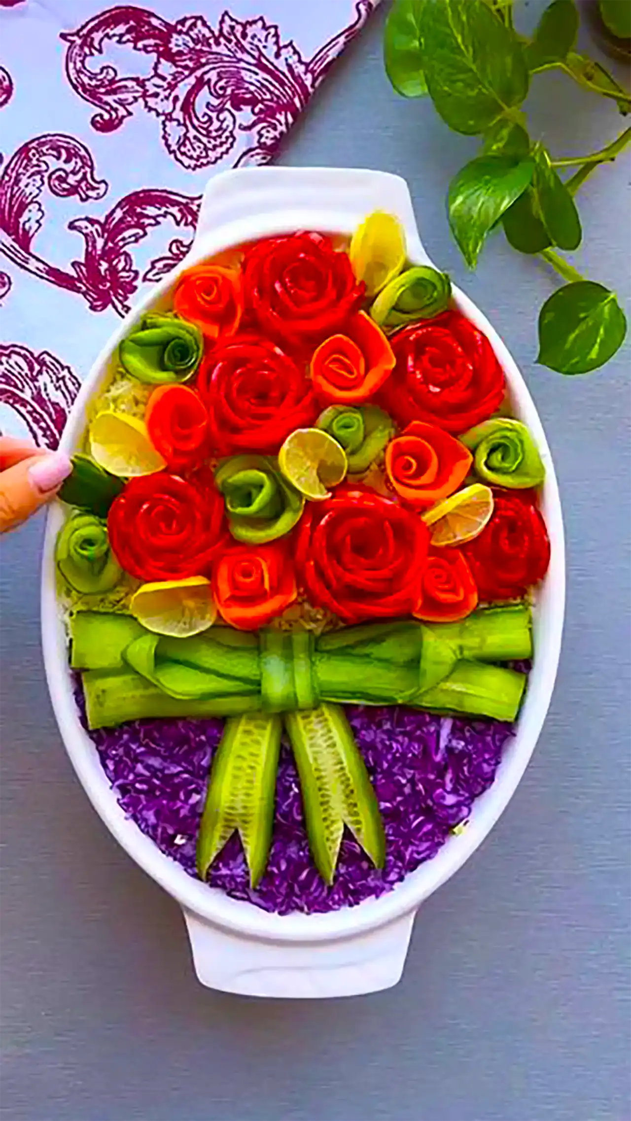 تزئین سالاد فصل