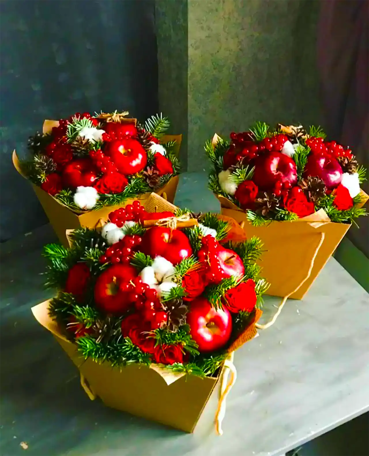 باکس میوه تزیینی یلدا