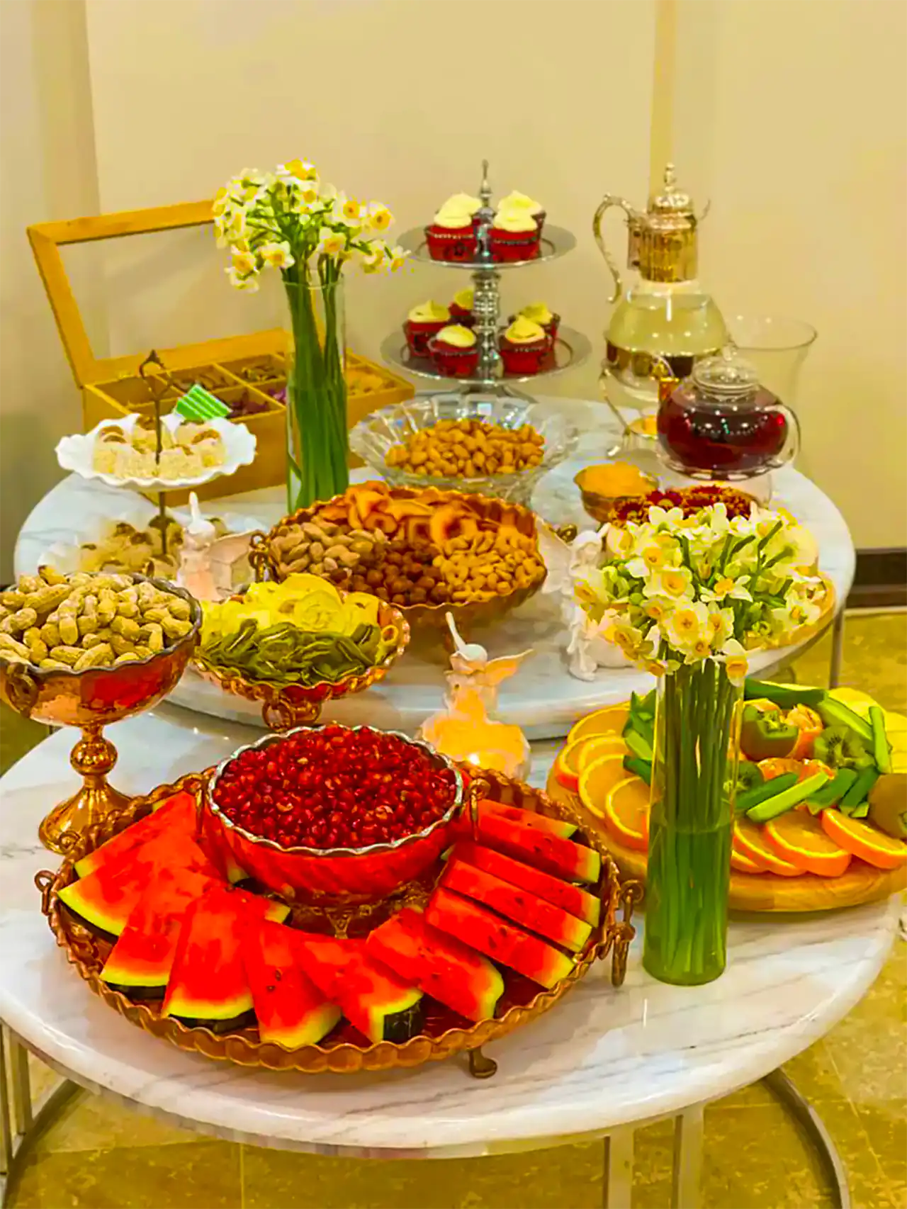 چیدن سنتی برای شب یلدا