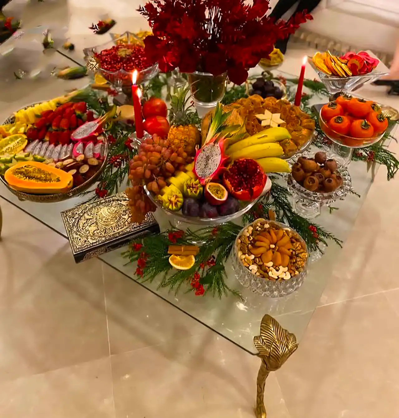 چیدمان میز یلدایی