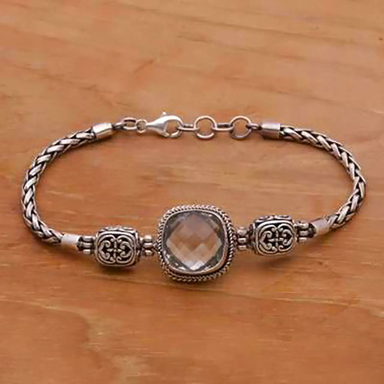 دستبند بنگل نقره ای خاص