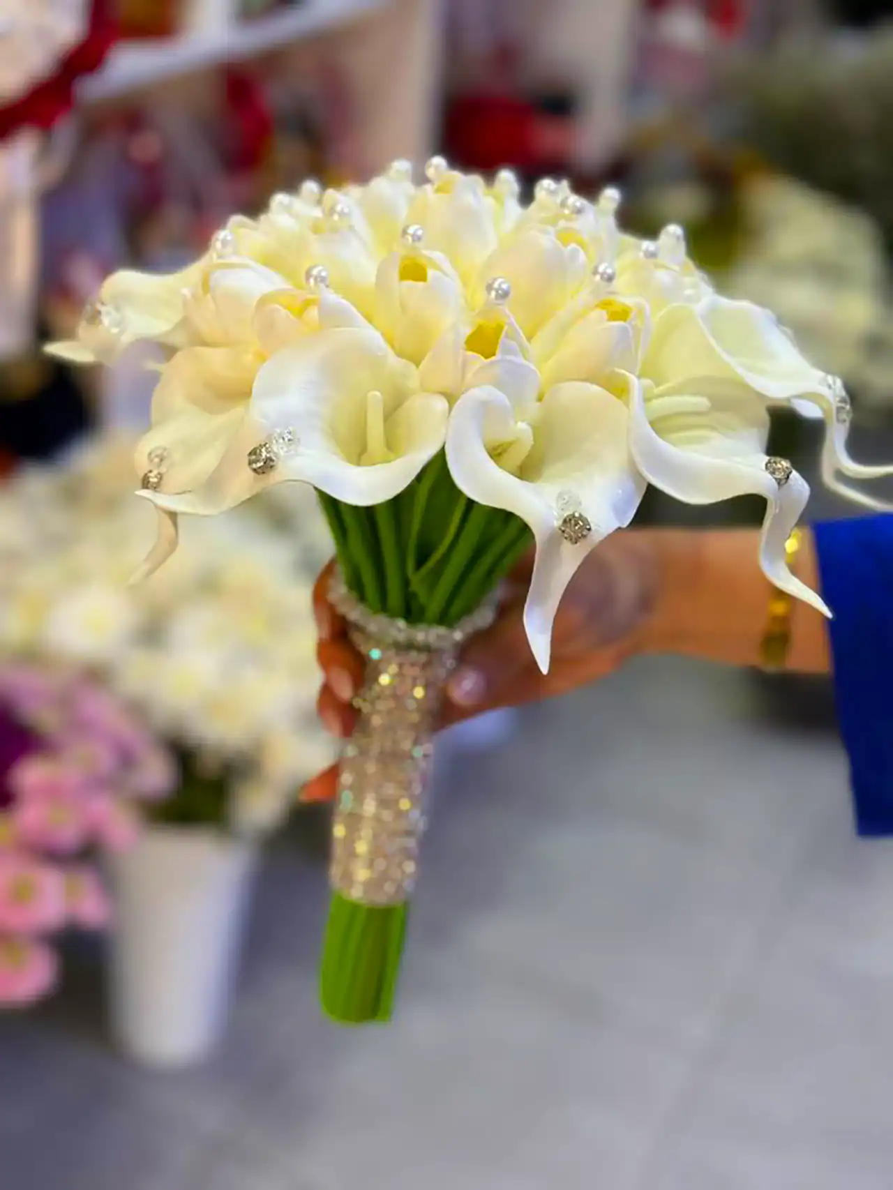 دسته گل سفید عروس