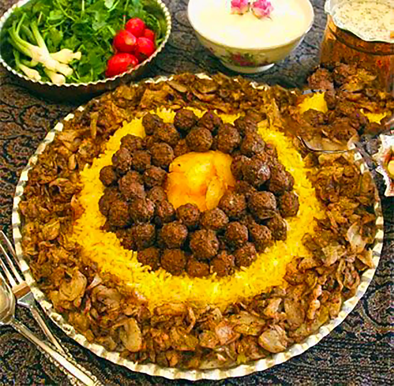 دیزاین پلو ایرانی با گوشت