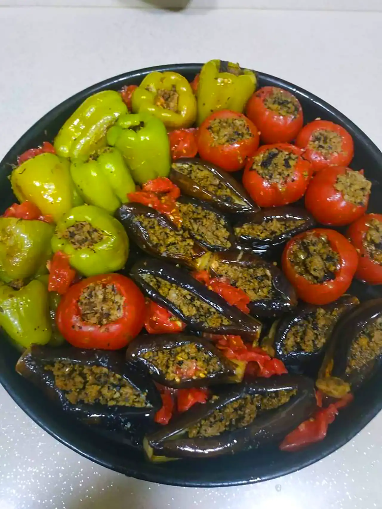 دلمه فلفل دلمه ای