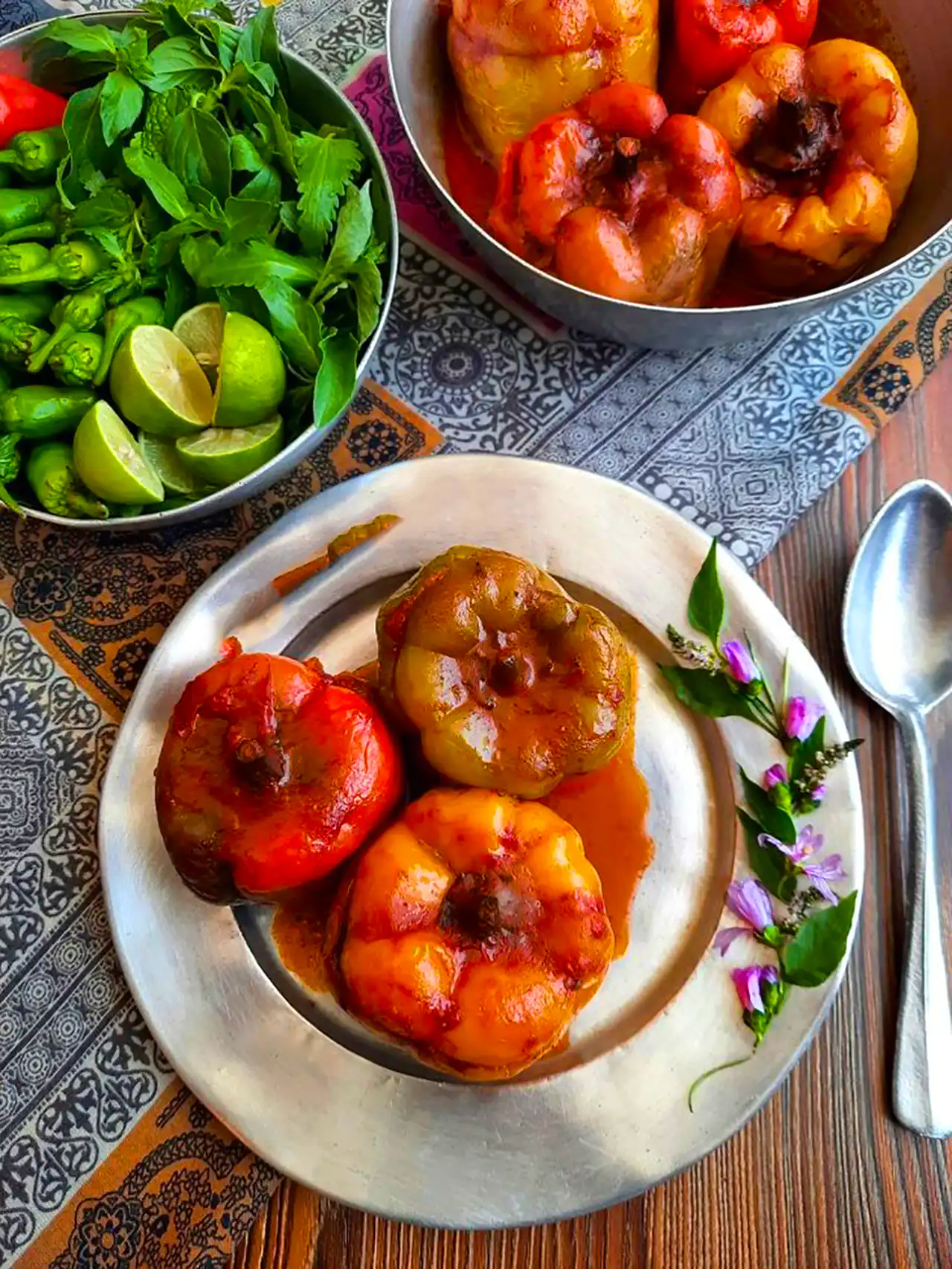 دلمه فلفل دلمه ای