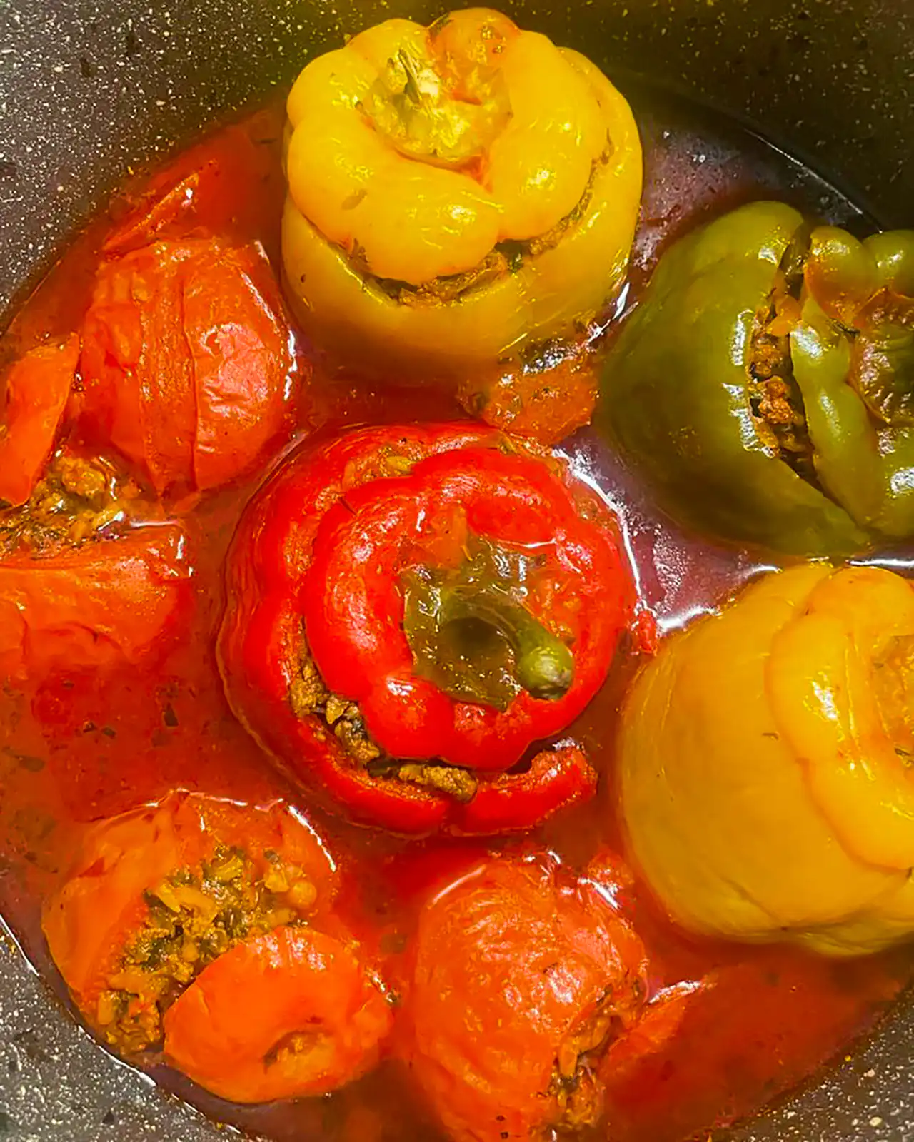 دلمه فلفل دلمه ای