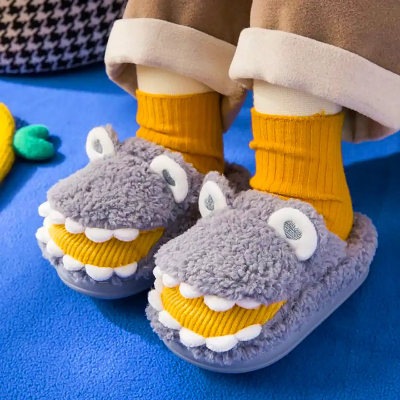 اسلیپر خزدار بچگانه شیک