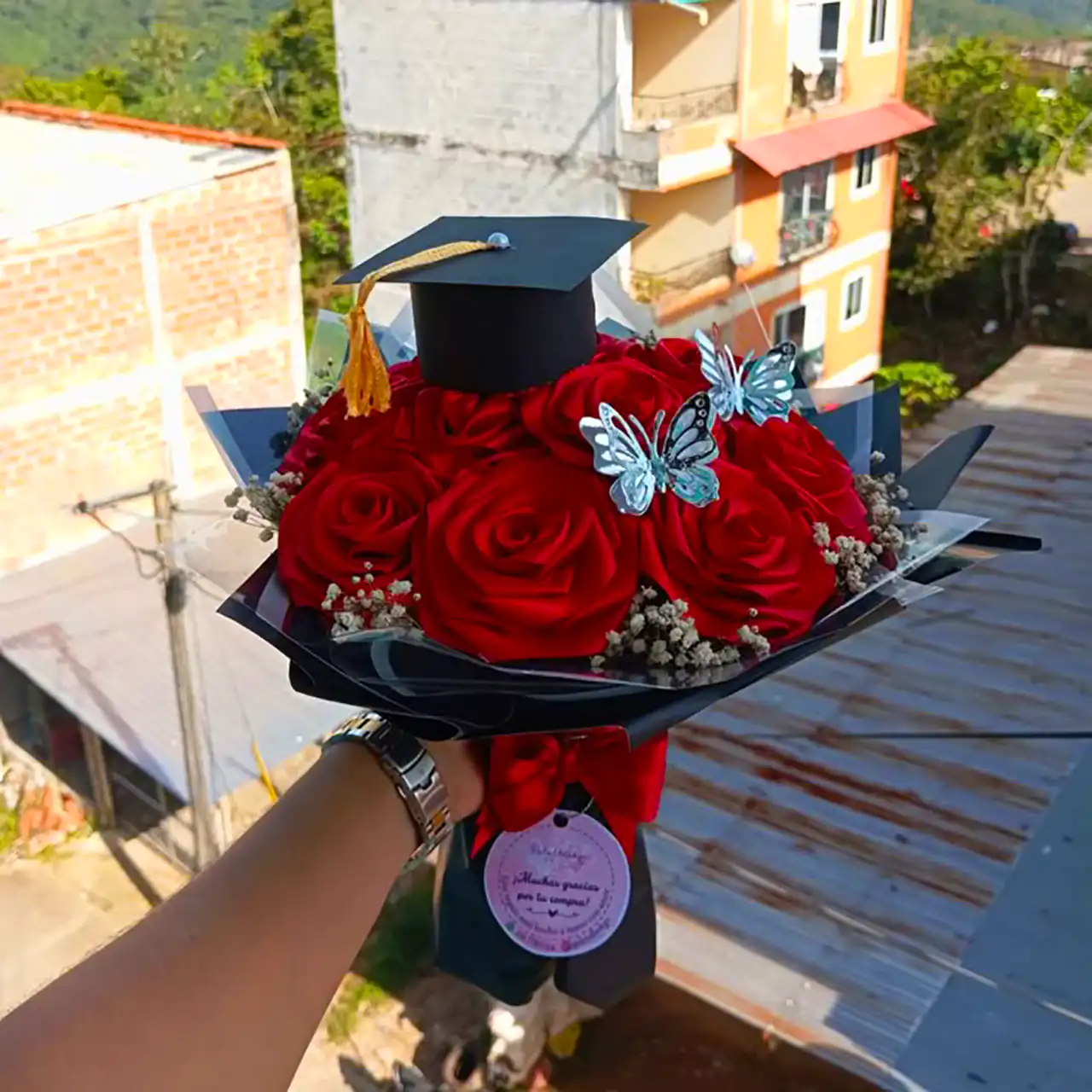 گل هدیه فارغ التحصیلی