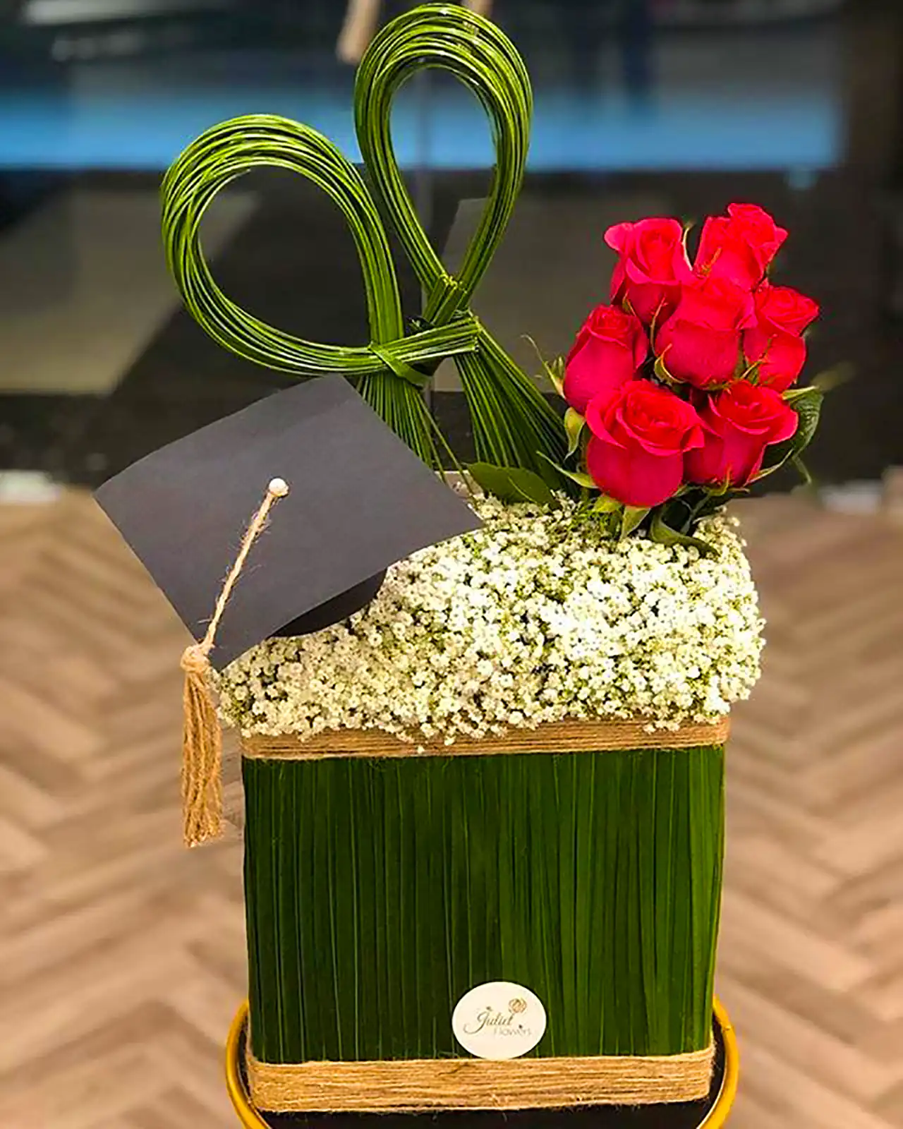 گل هدیه فارغ التحصیلی