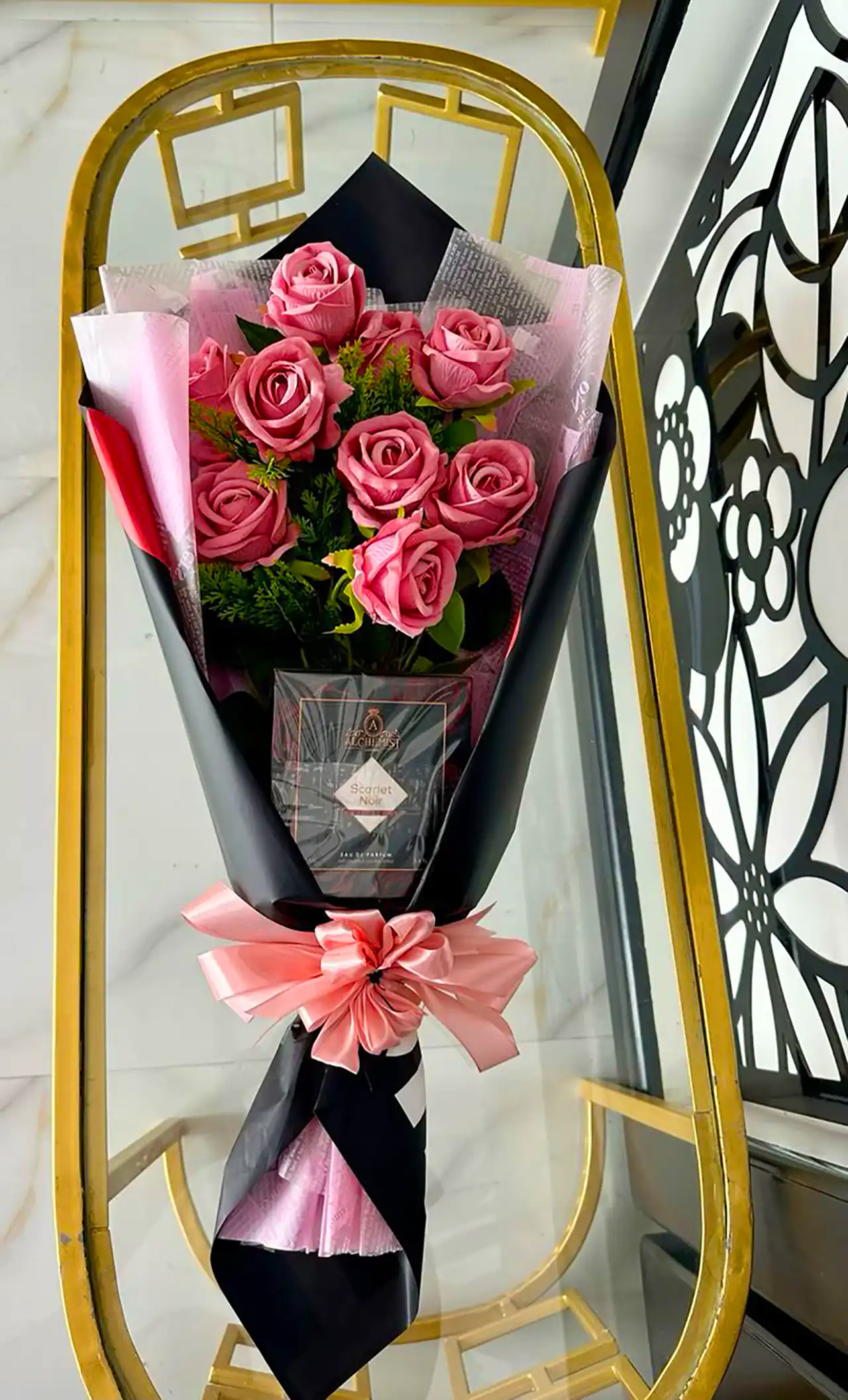 گل هدیه فارغ التحصیلی