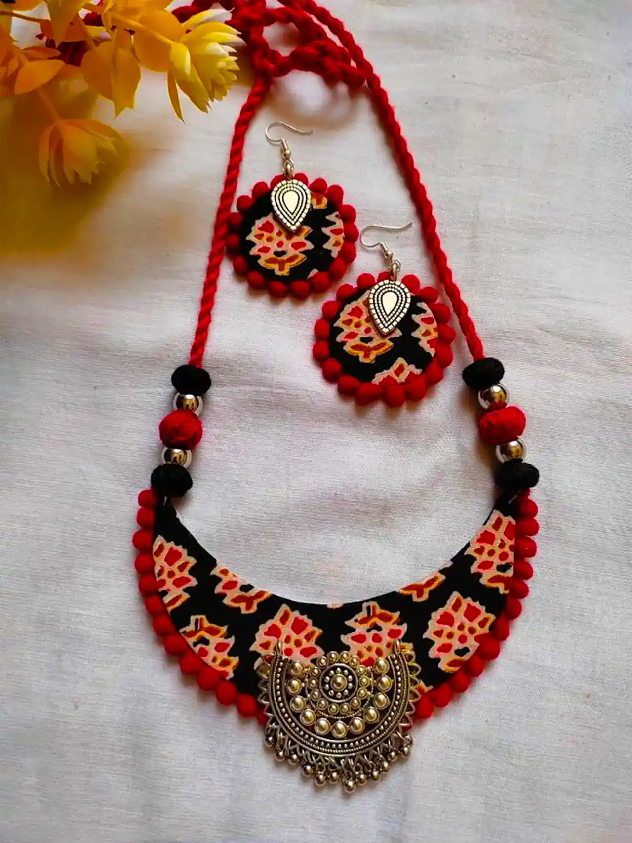 گوشواره مناسب شب یلدا