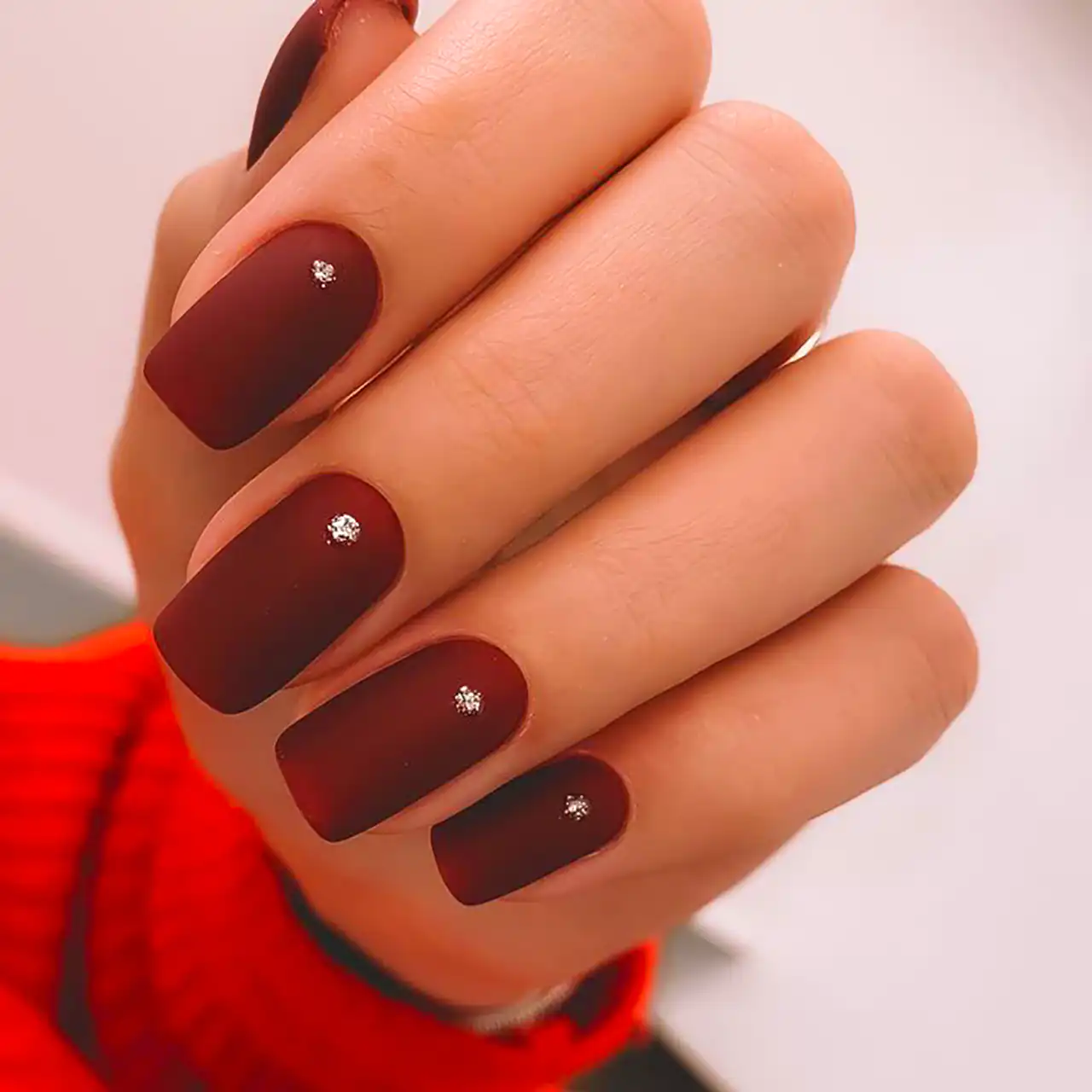 کاشت ناخن مات