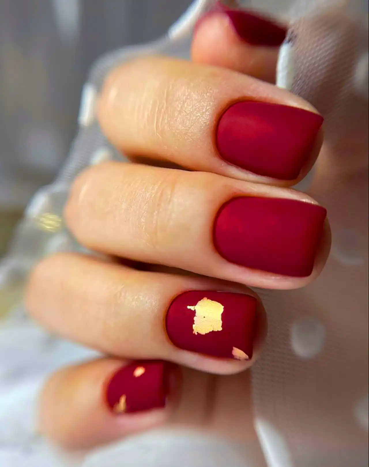 کاشت ناخن مات