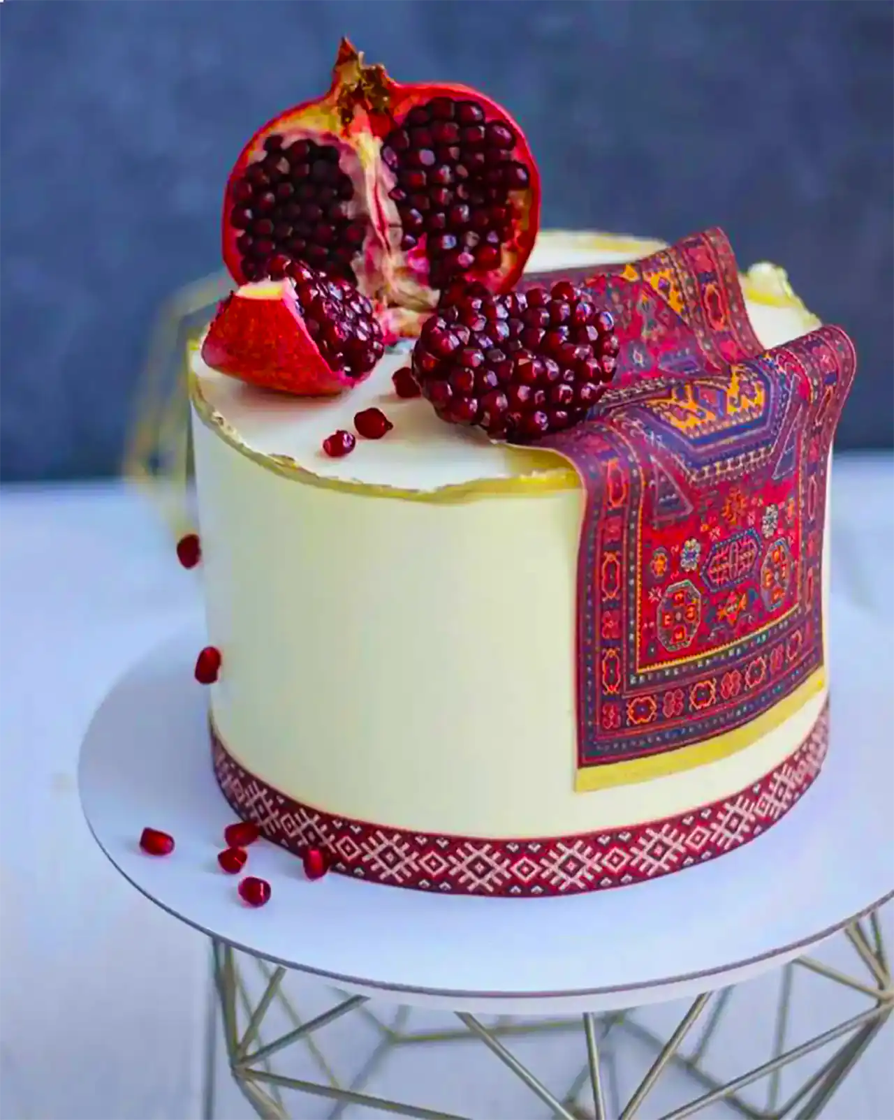 کیک جدید برای یلدا