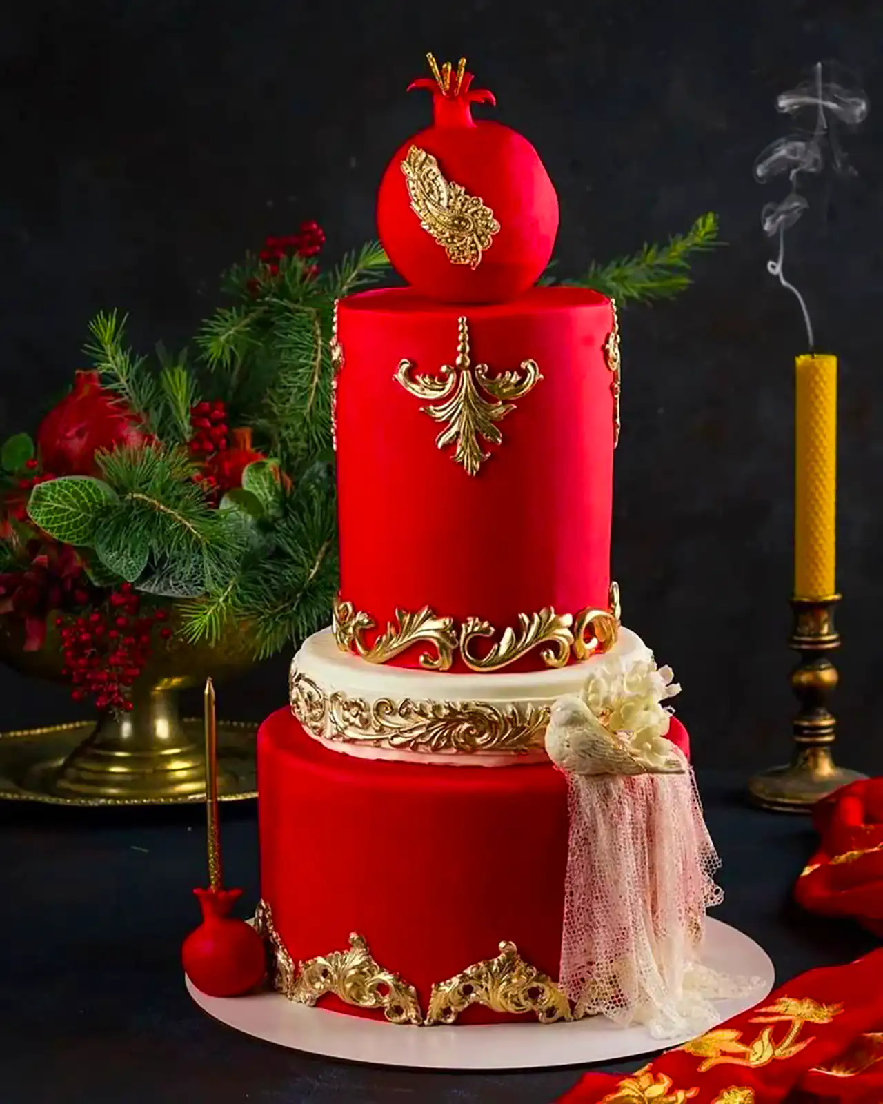 کیک یلدایی با تم انار