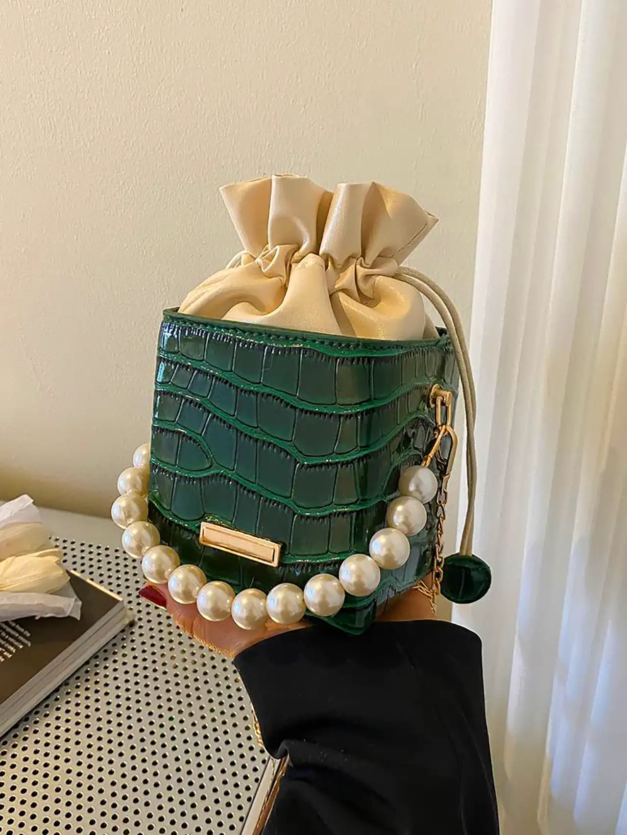 کیف رو دوشی زنانه