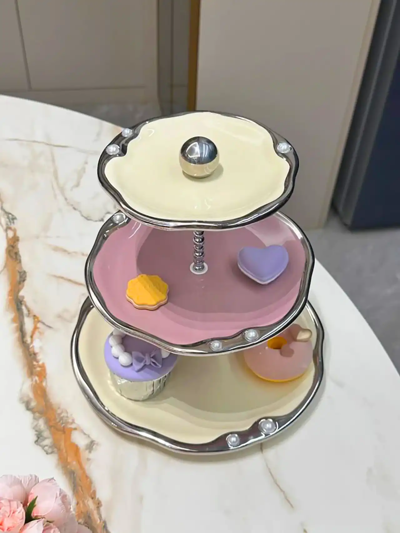 میوه خوری طبقاتی لاکچری