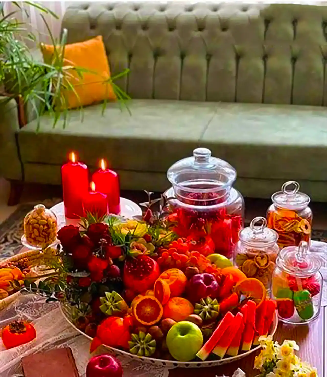 میز تنقلات شب یلدا