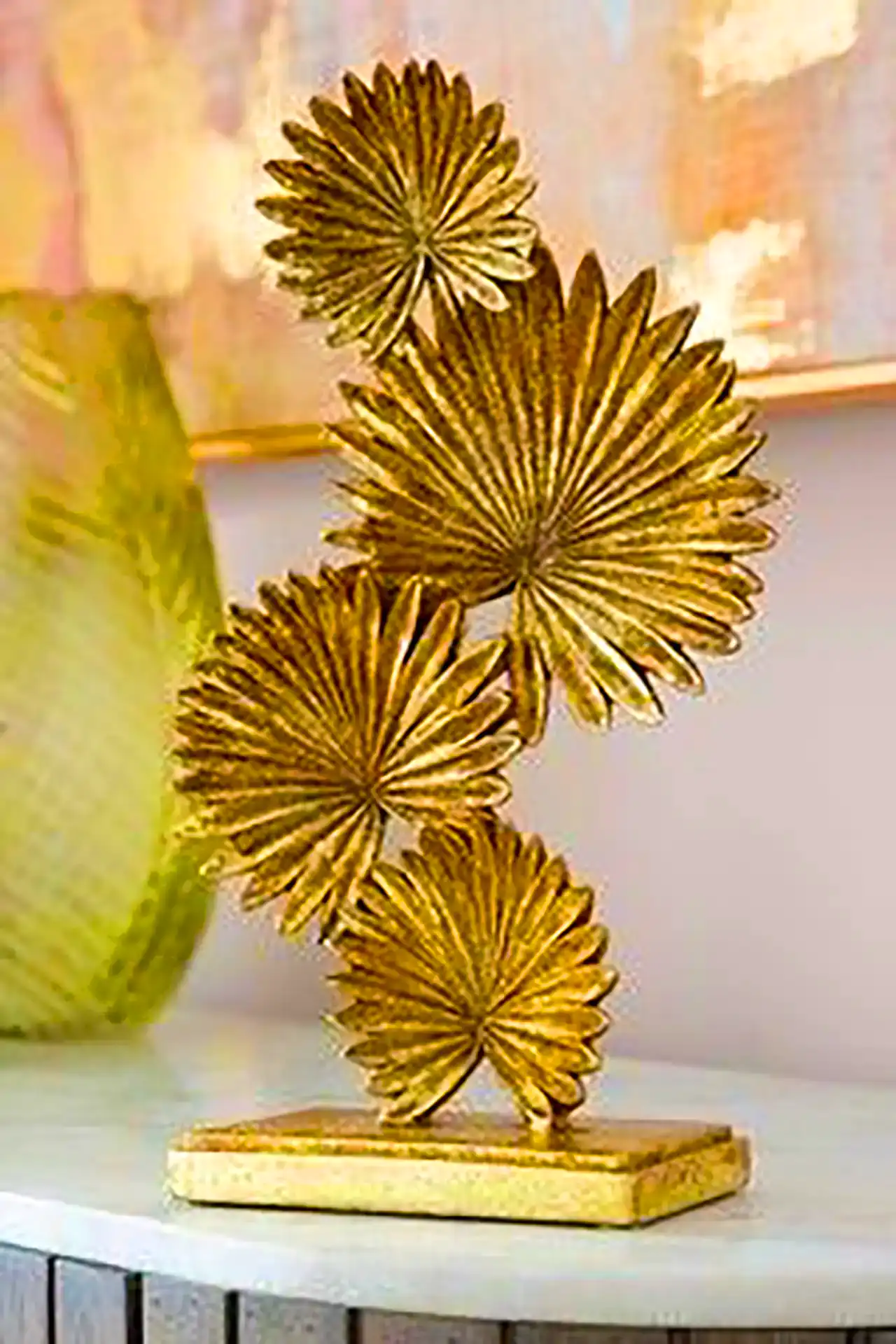 شیپ طلایی دکوری