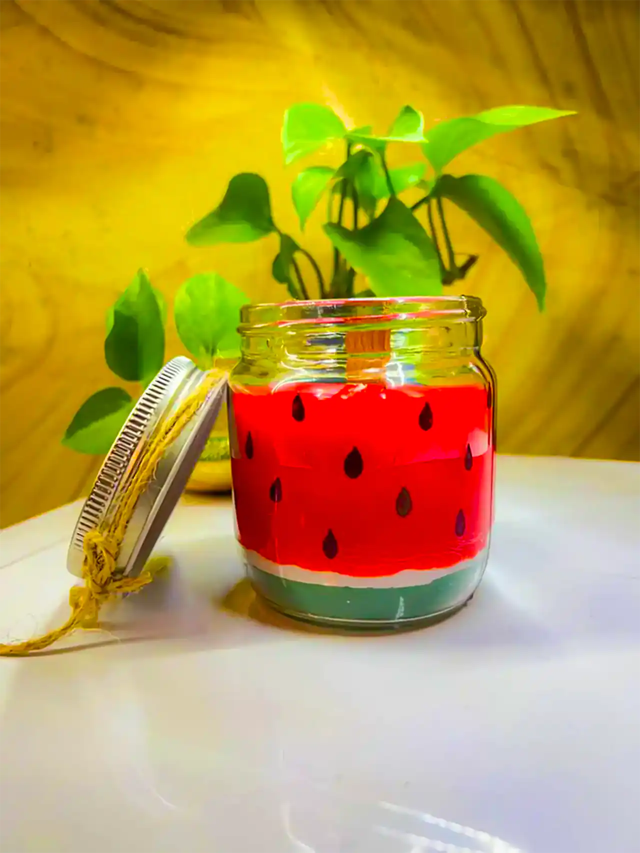 شمع با تم یلدایی