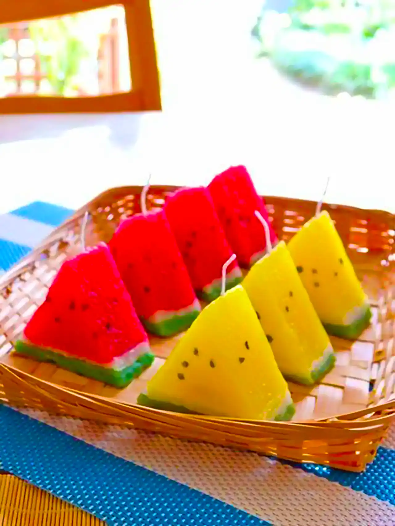 شمع با تم یلدایی