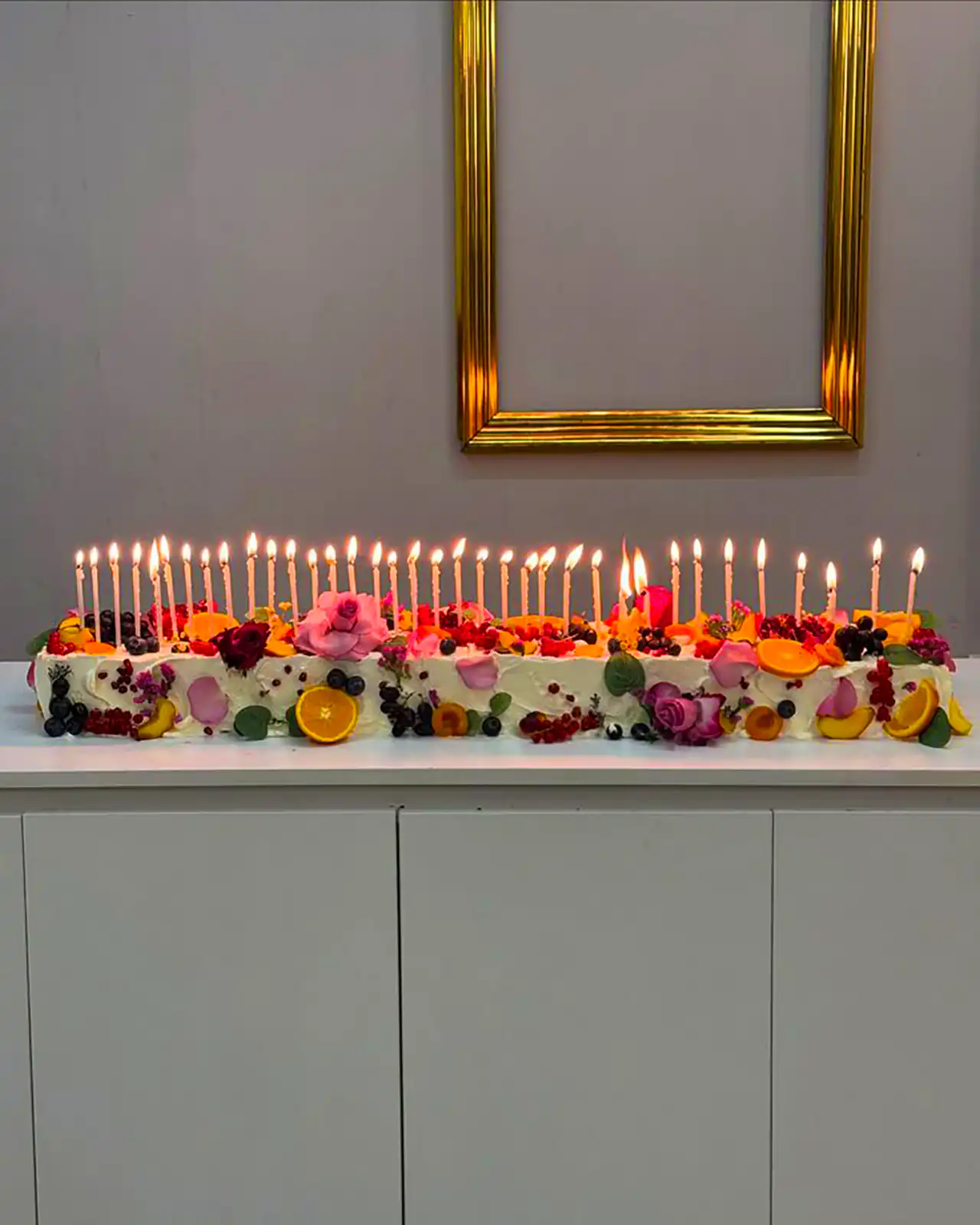 تزیین کیک مستطیلی تولد