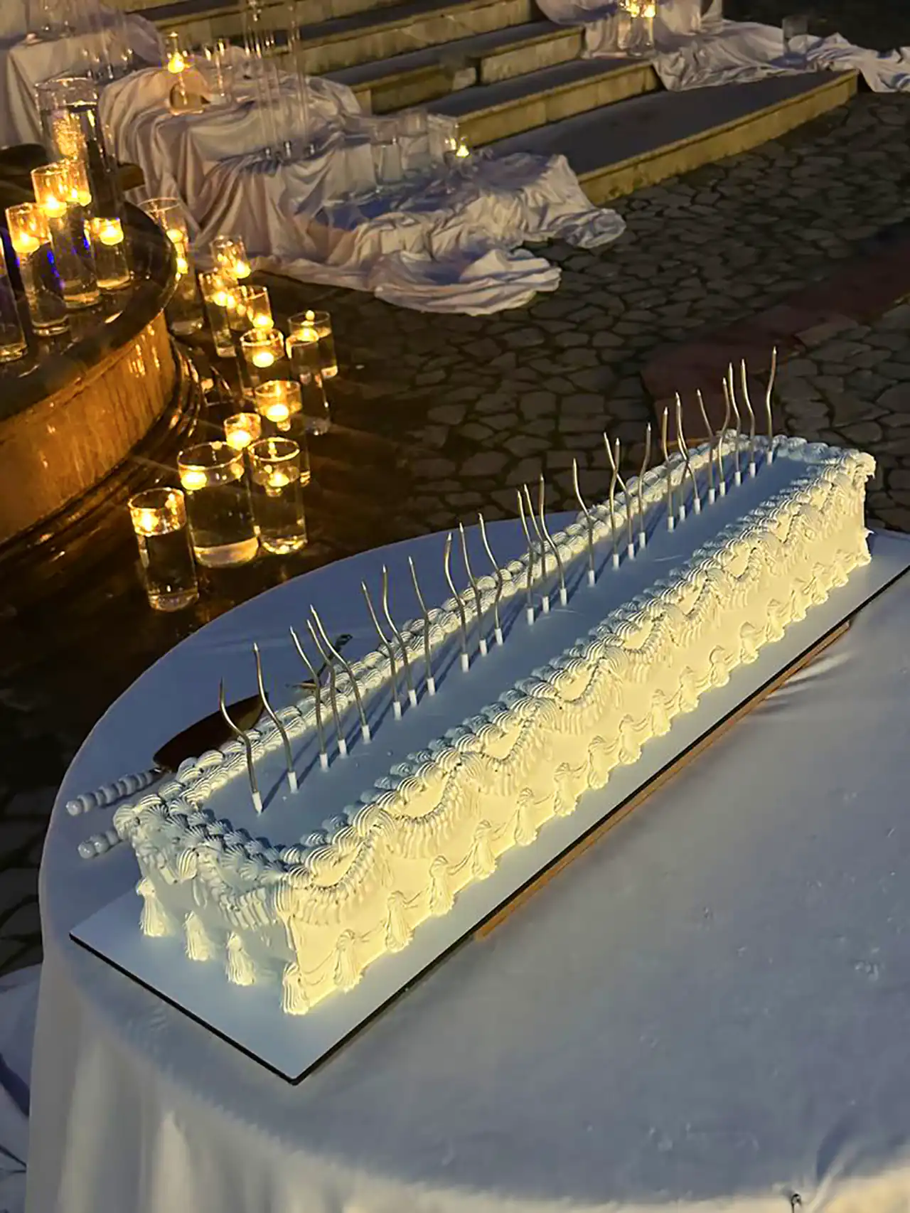 تزیین کیک مستطیلی تولد