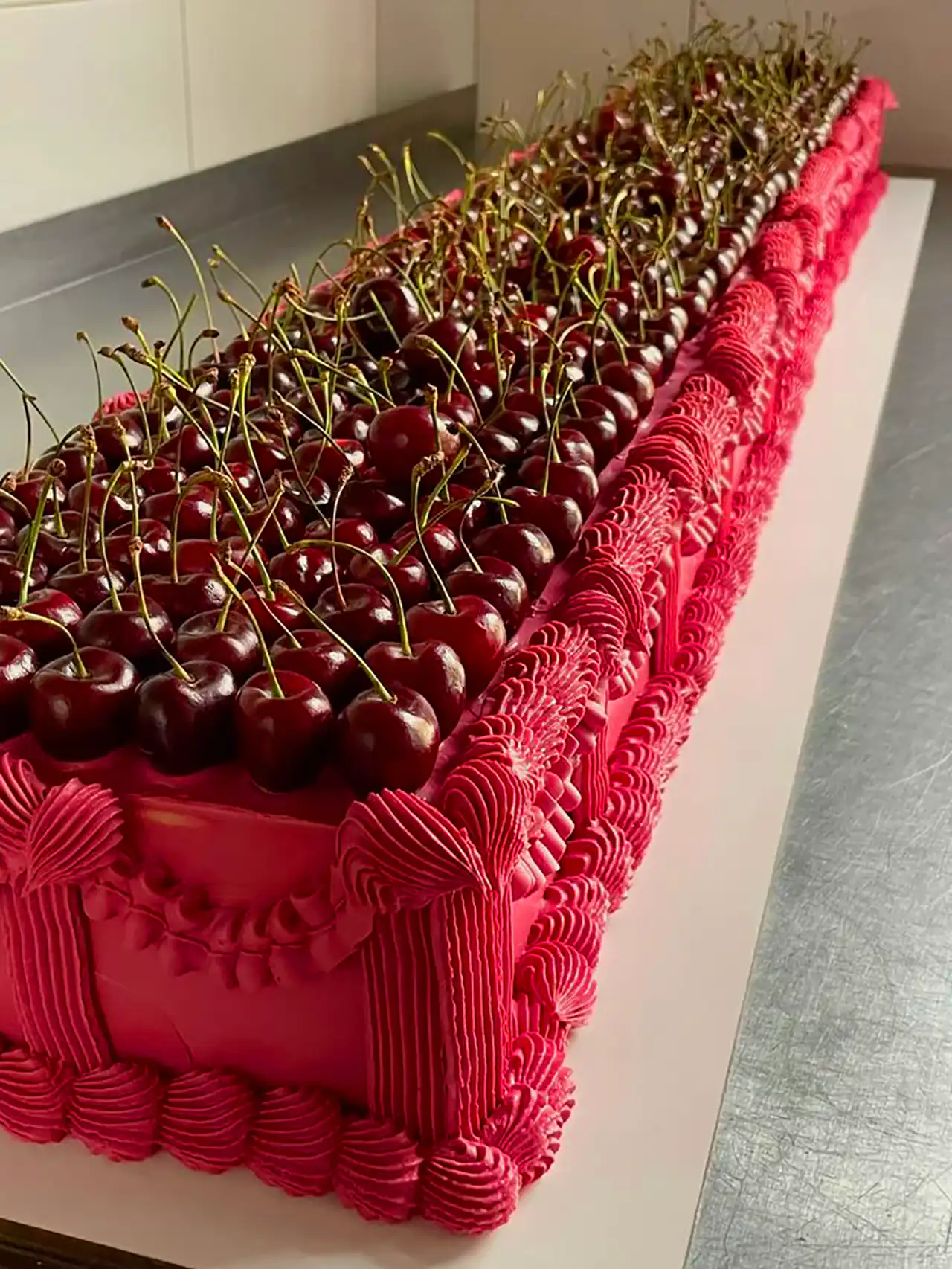 تزیین کیک مستطیلی تولد