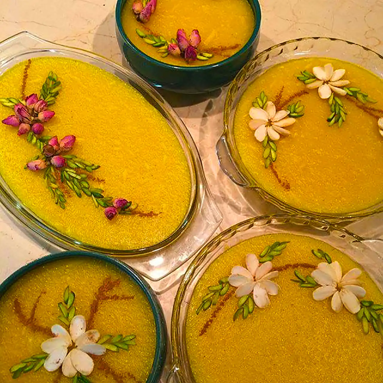 تزیین شله زرد خانگی