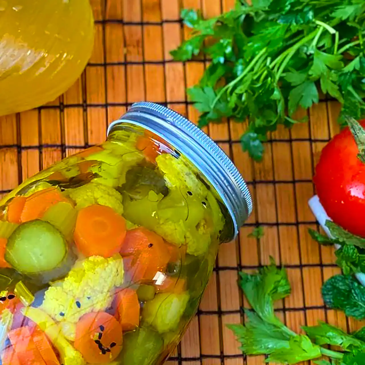 ترشی مخلوط خونگی