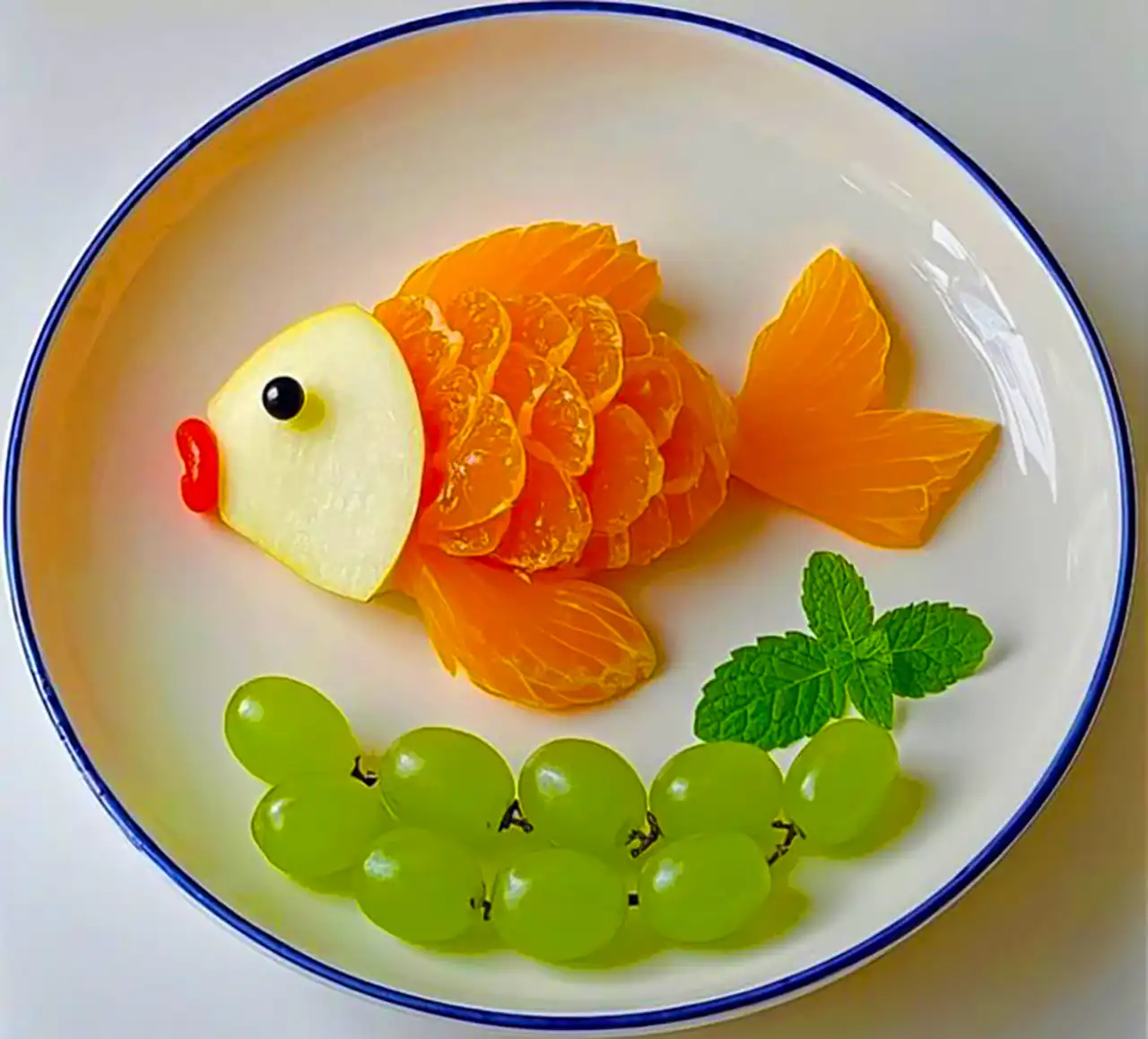 بشقاب میوه اسلایسی کودک