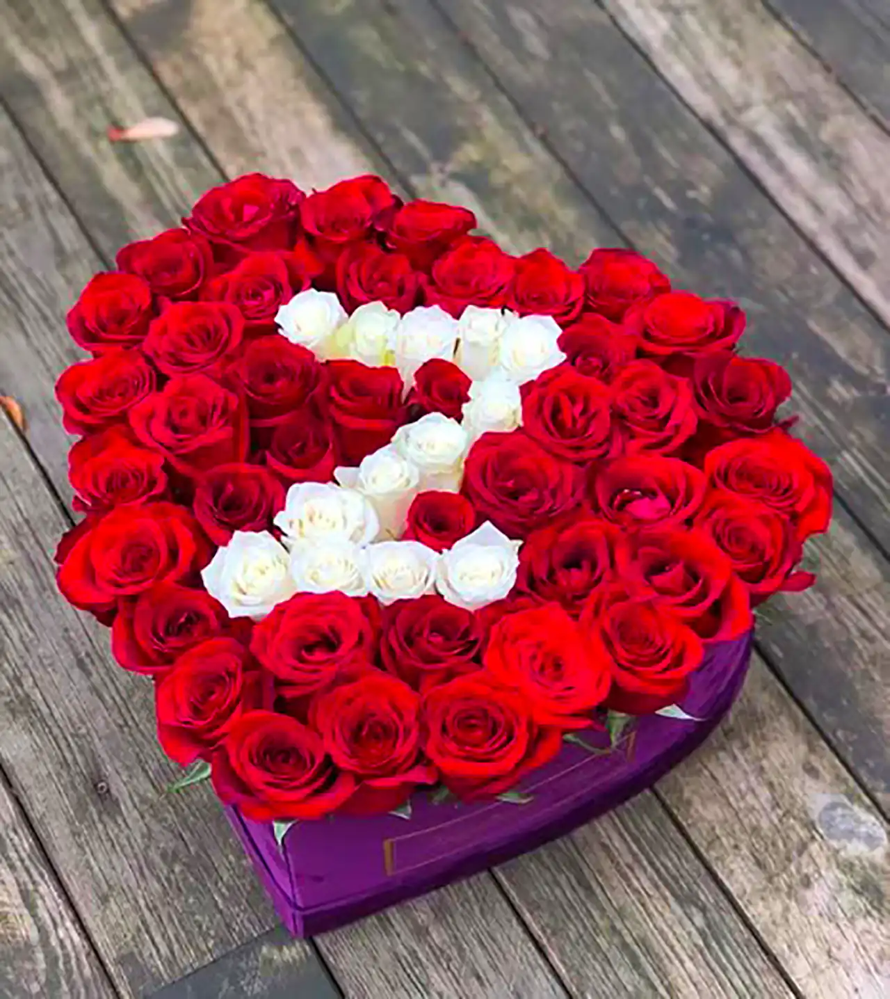 باکس گل رز شیک