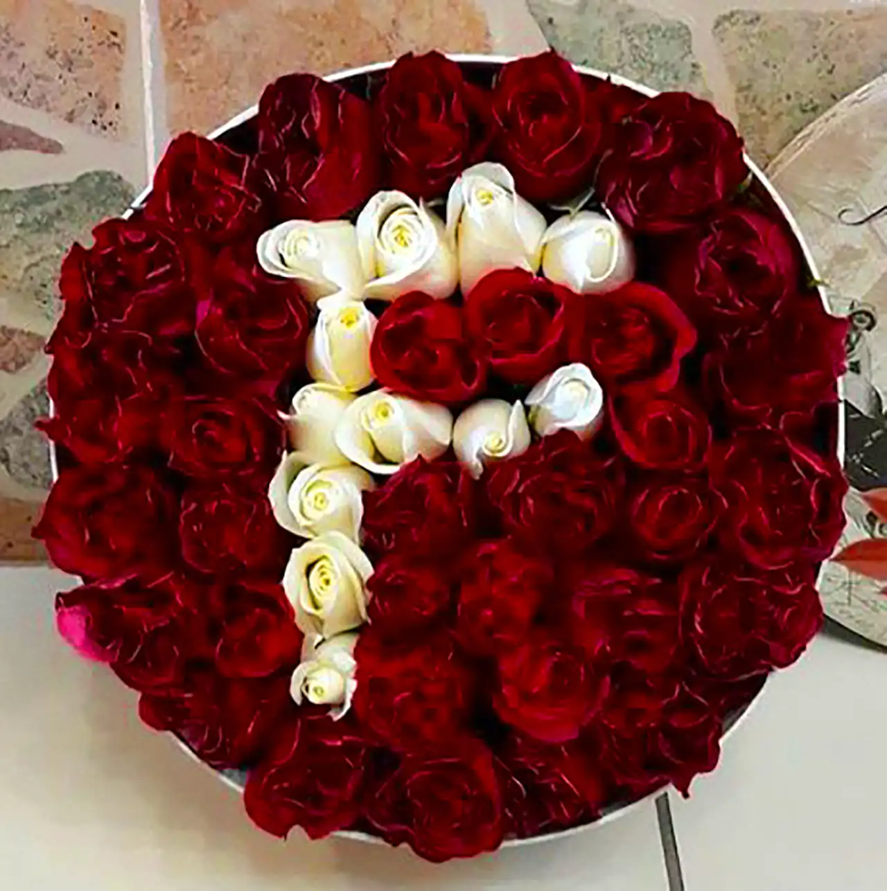 باکس گل رز شیک