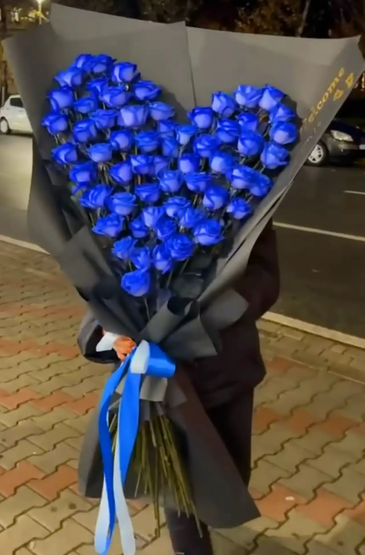 دسته گل قلبی شکل