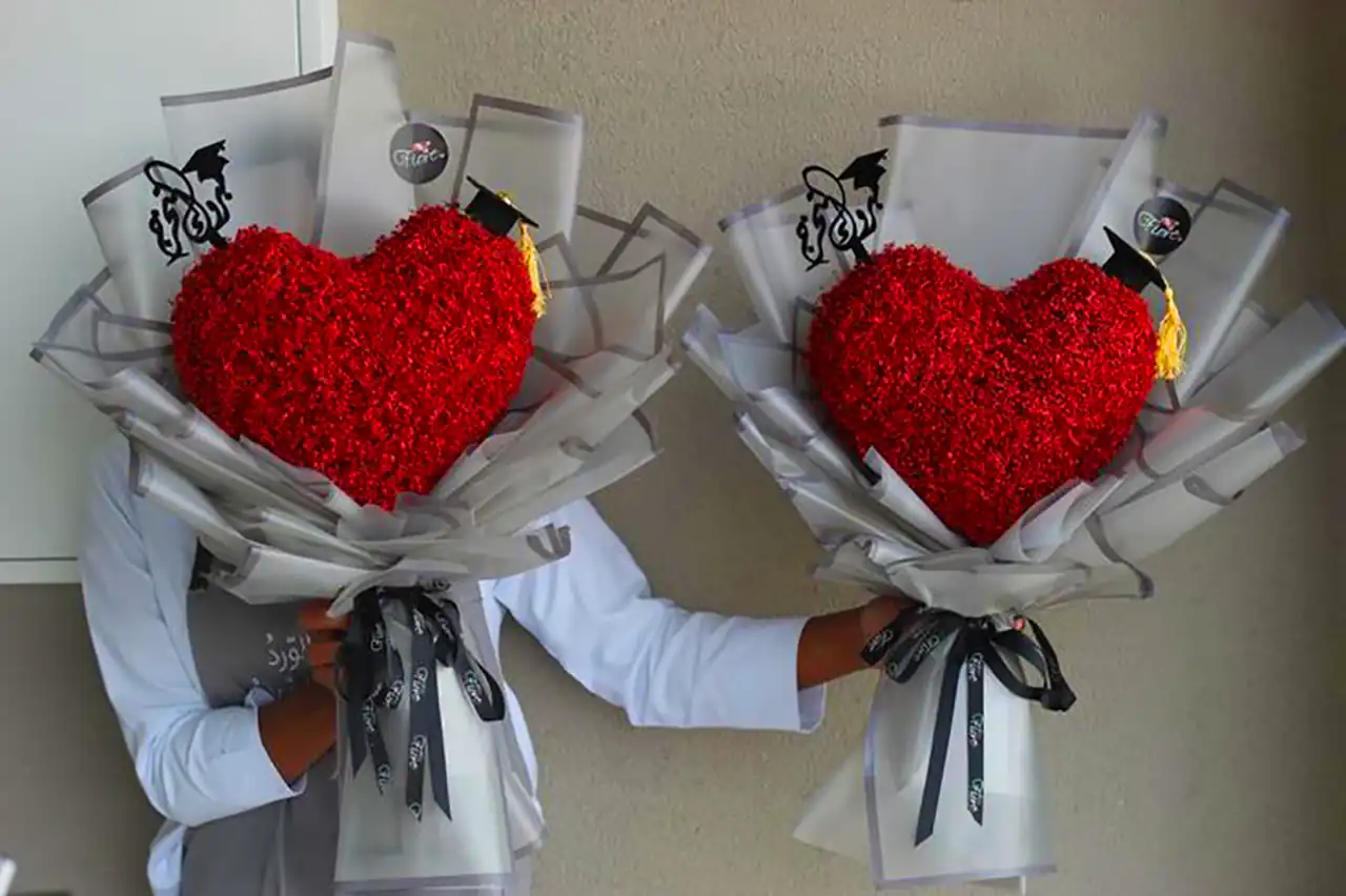 دسته گل قلبی شکل