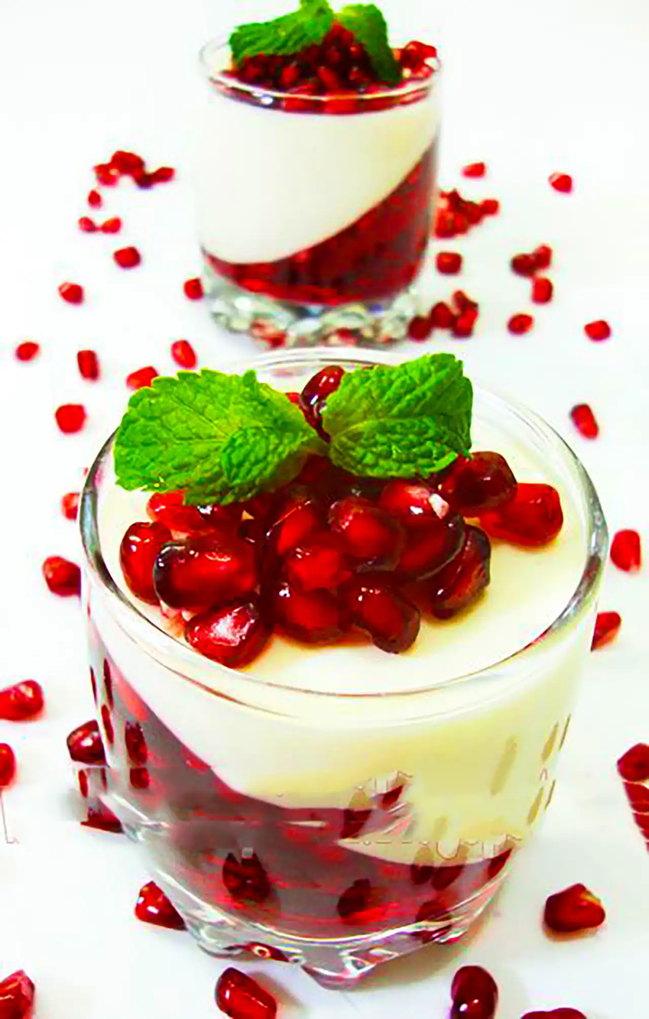 دسر انار برای یلدا