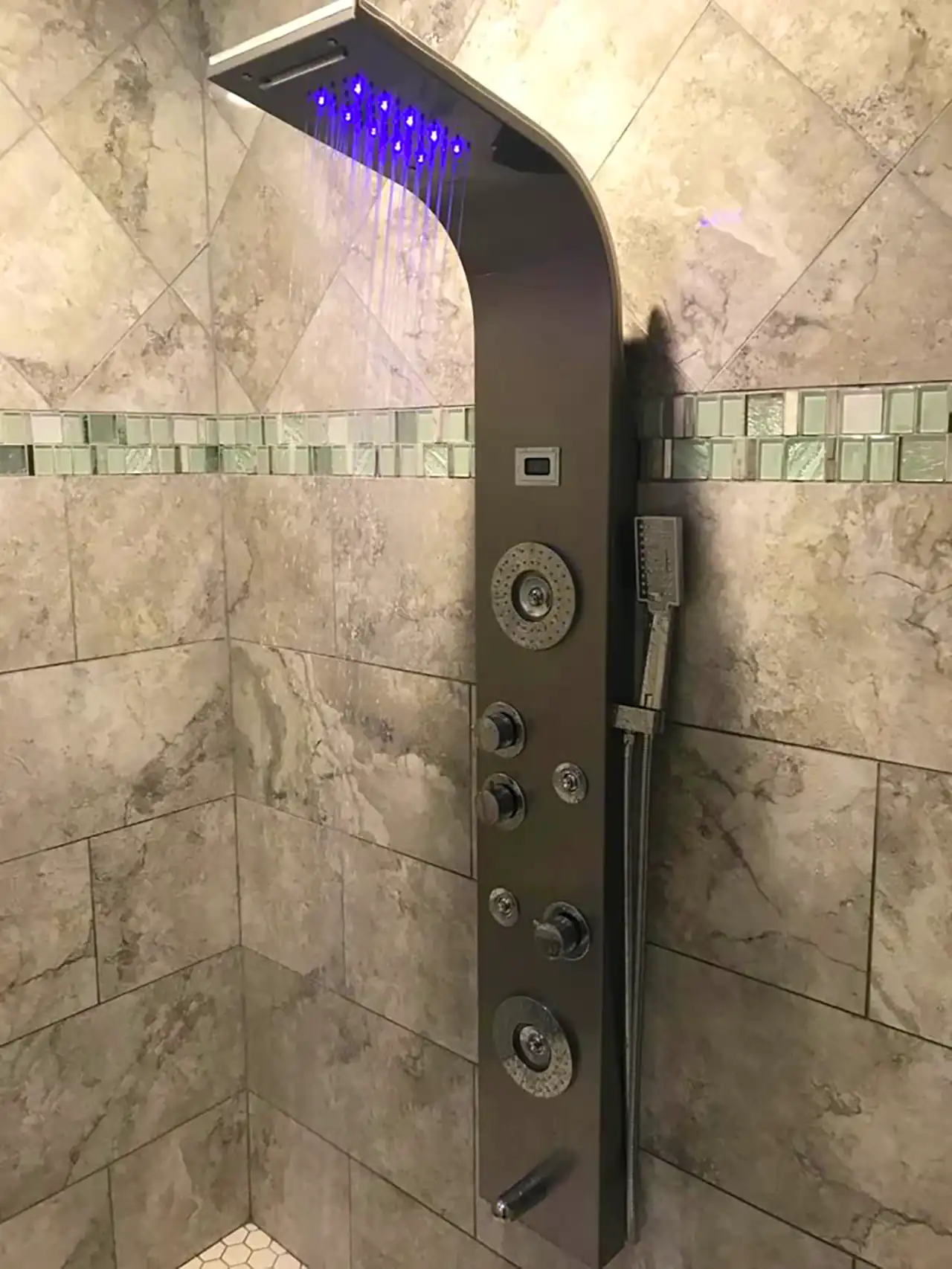 دوش حمام مدرن جدید