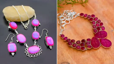 گردنبند نگین صورتی