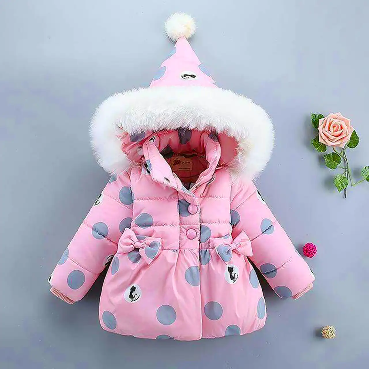 کاپشن صورتی بچگانه