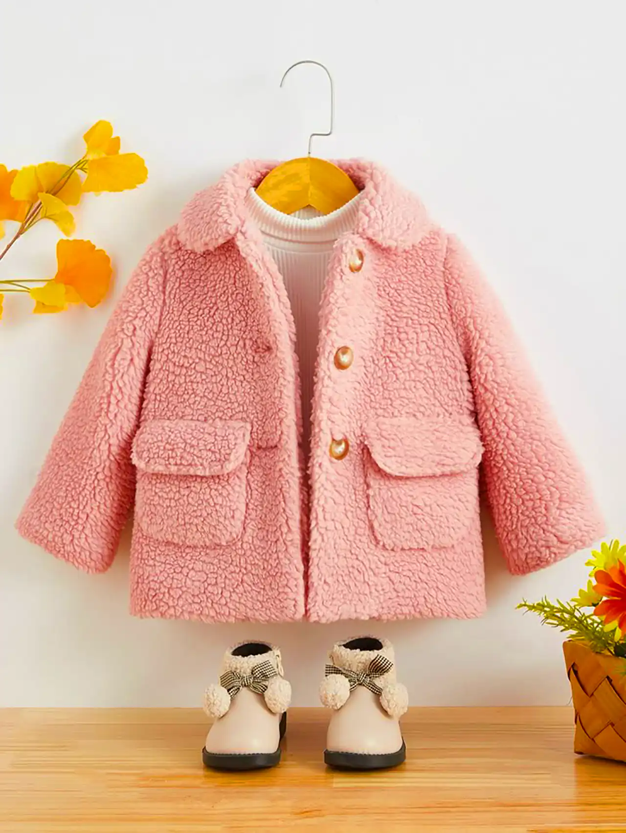 کاپشن صورتی بچگانه